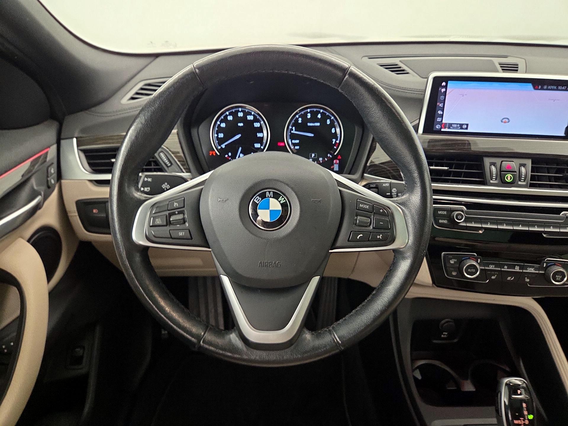 Thumbnail: 2020 BMW X2 - 10