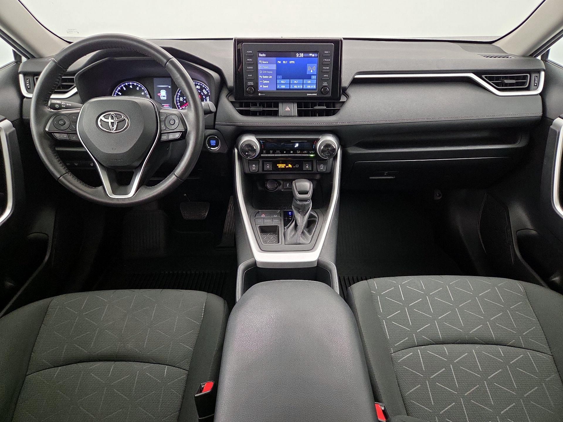 Thumbnail: 2022 Toyota RAV4 - 9