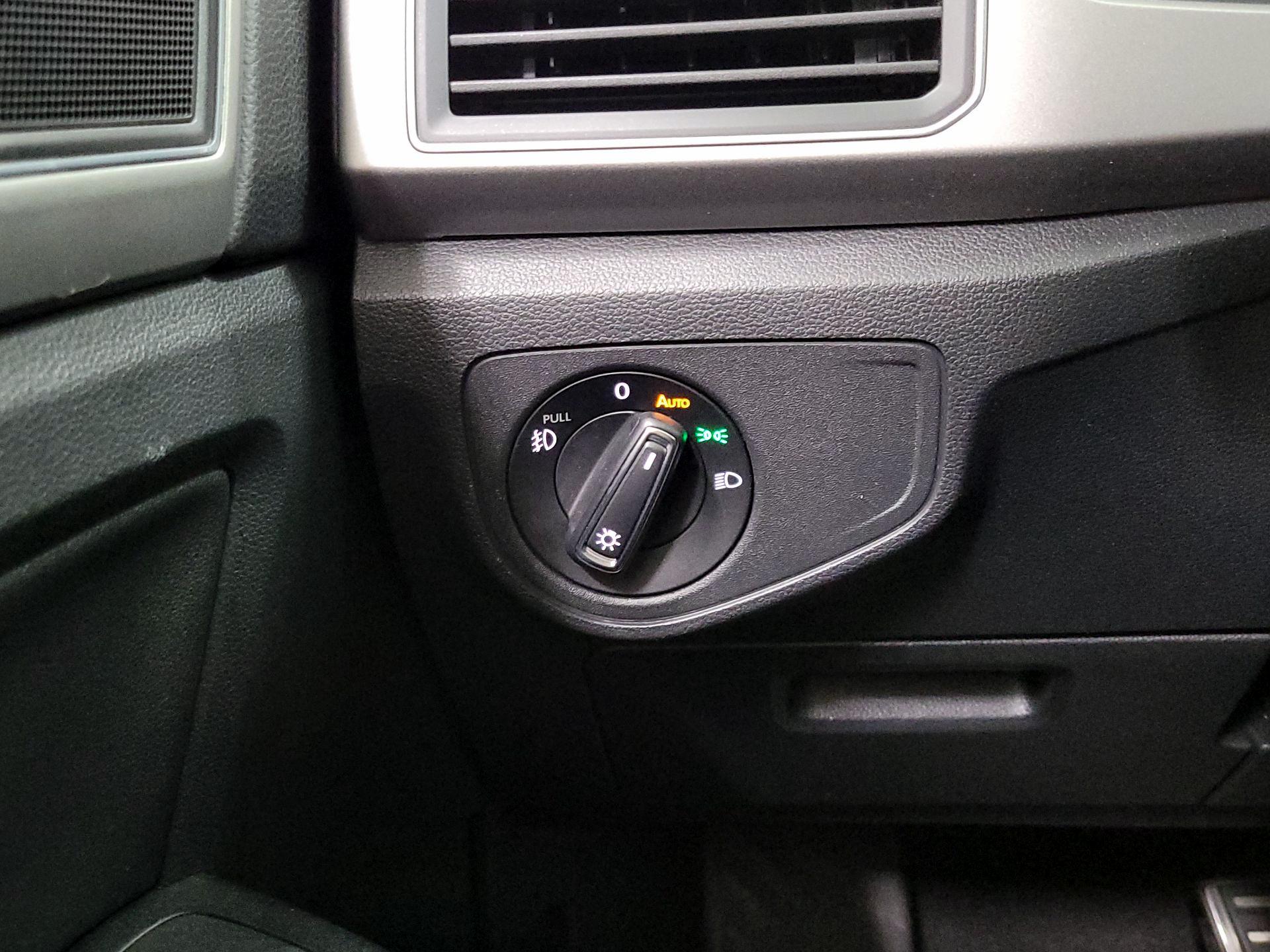 Thumbnail: 2019 Volkswagen Atlas - 13