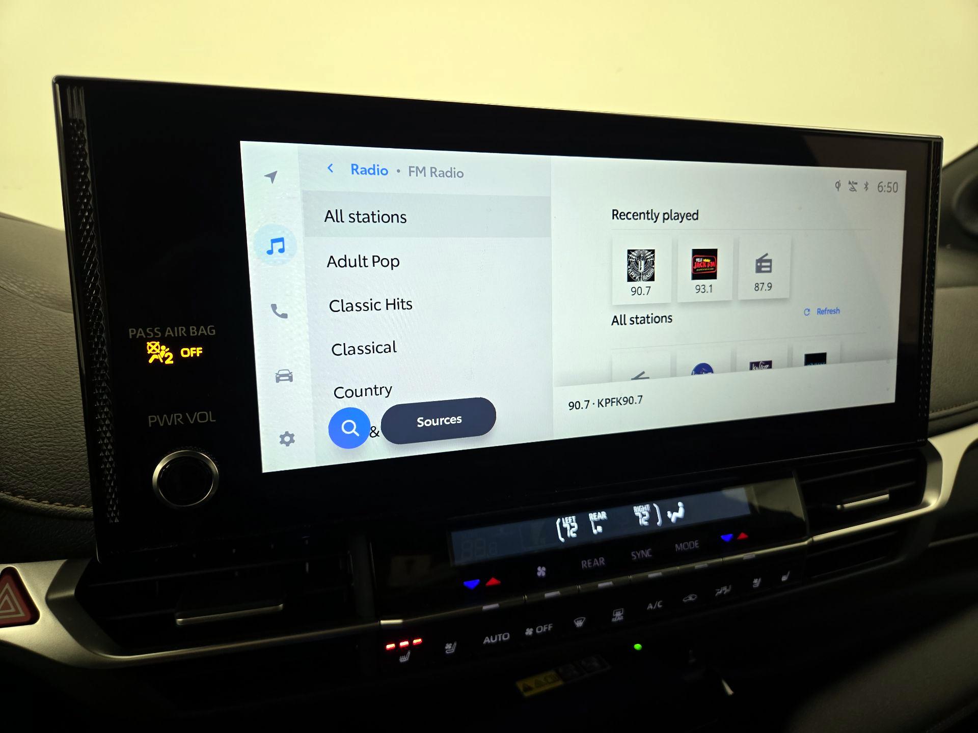 Thumbnail: 2025 Toyota Sienna - 15