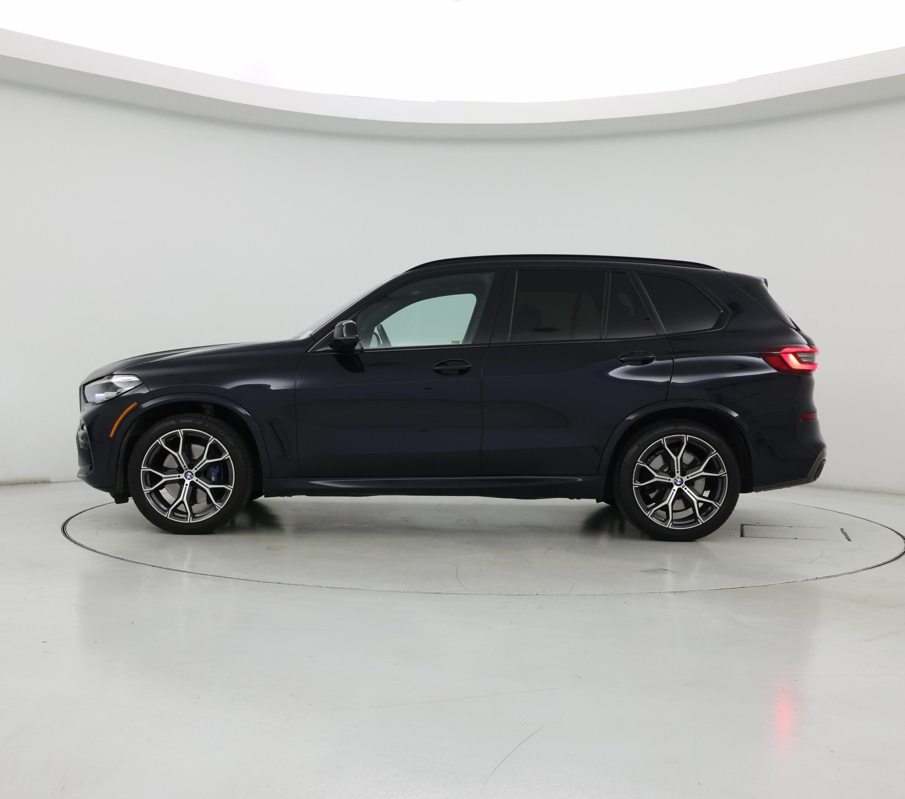 Thumbnail: 2021 BMW X5 - 3