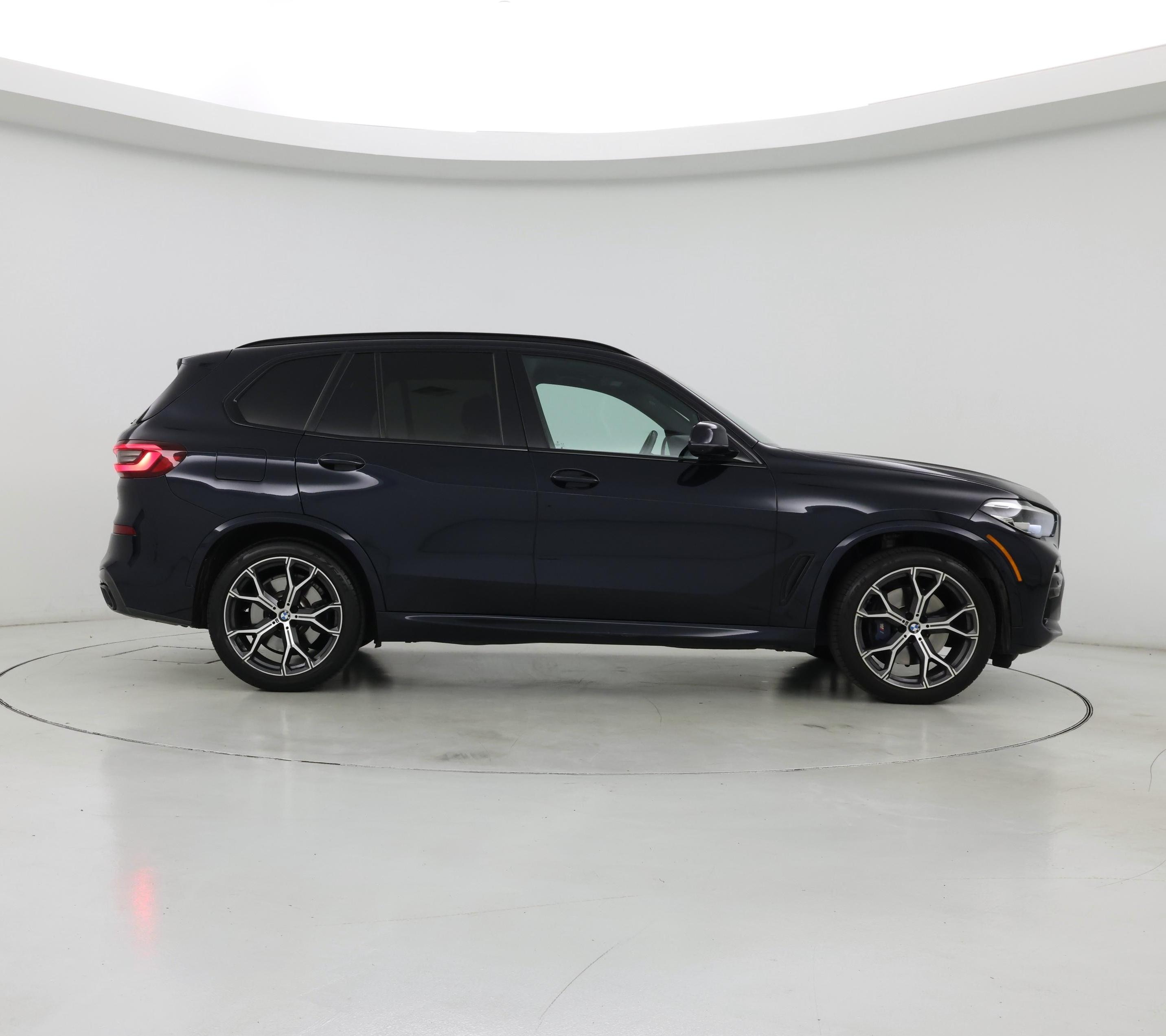 Thumbnail: 2021 BMW X5 - 7