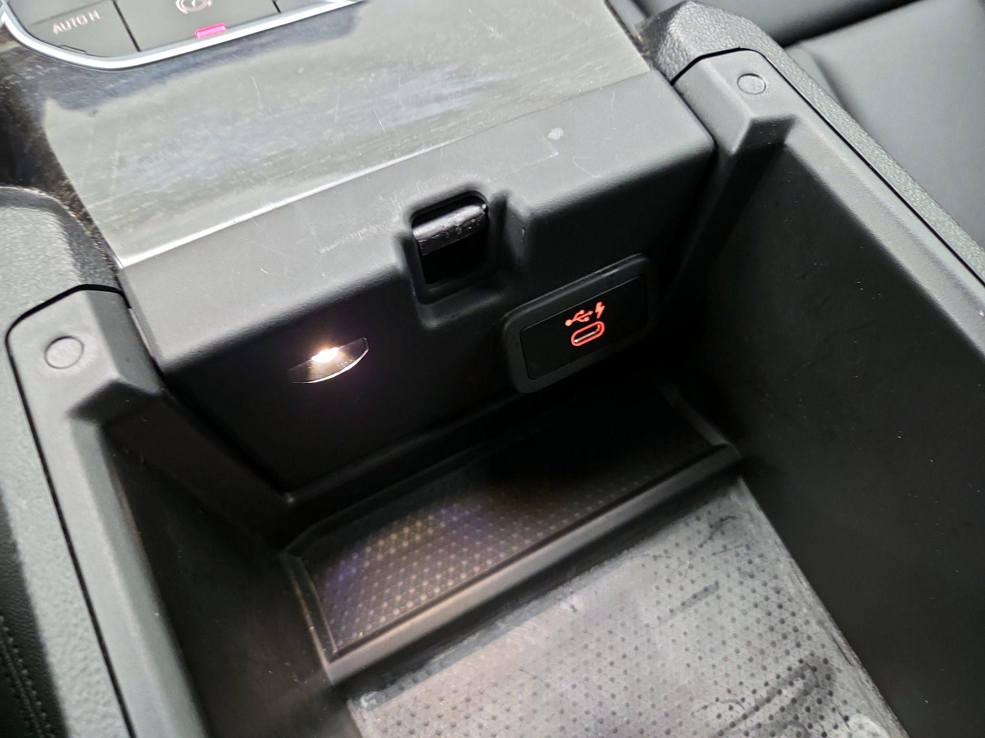 Thumbnail: 2021 BMW 3 Series - 19