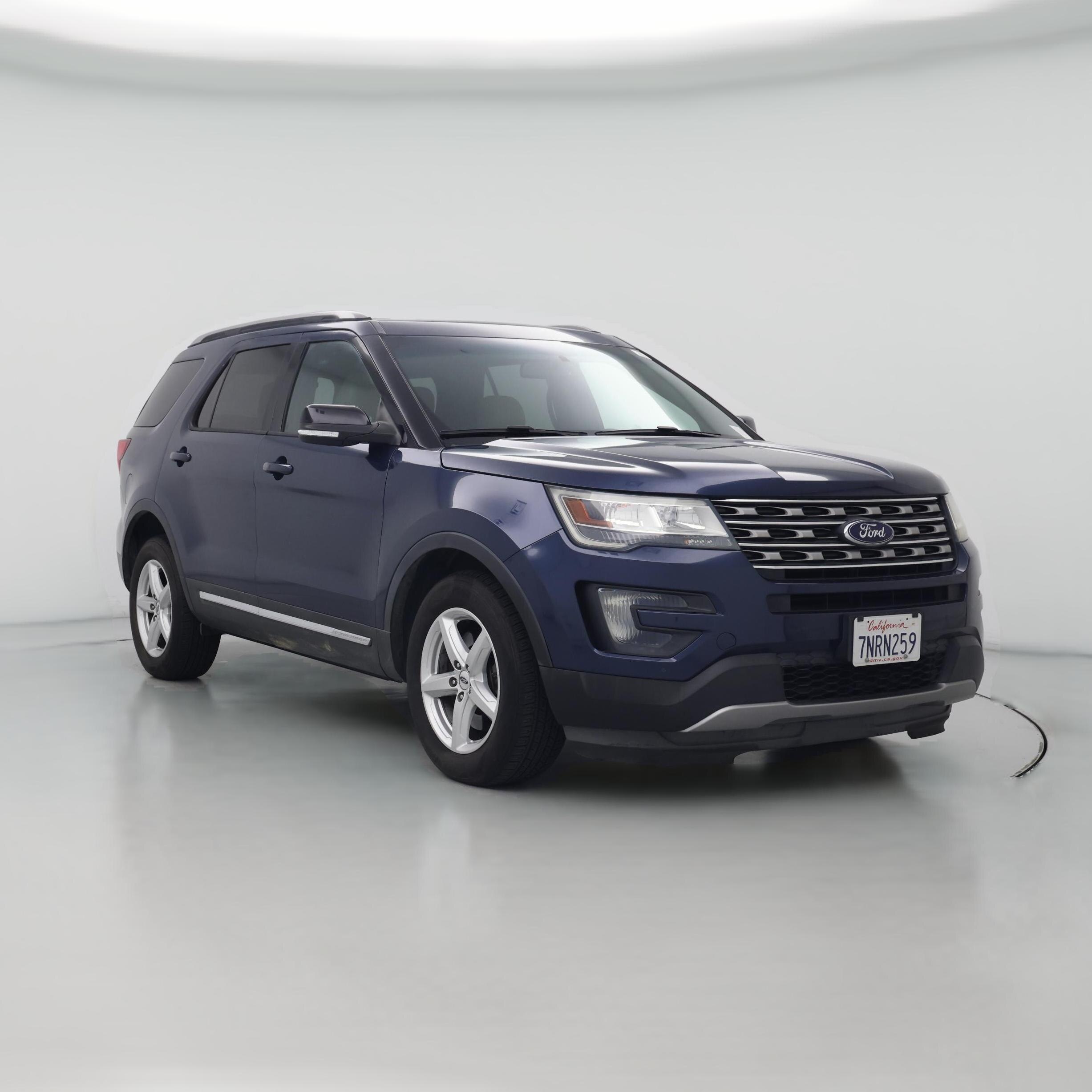 Thumbnail: 2016 Ford Explorer - 1