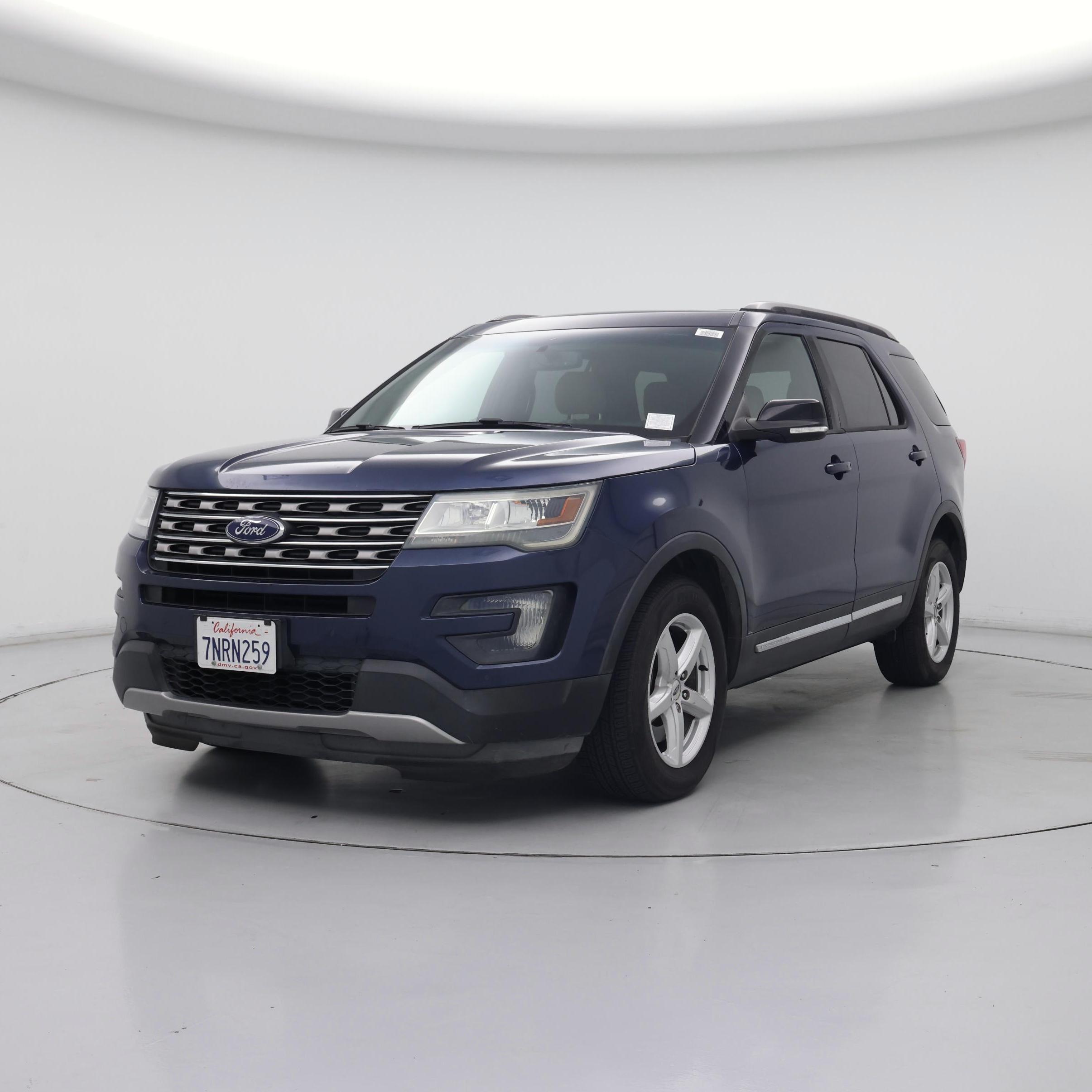 Thumbnail: 2016 Ford Explorer - 4