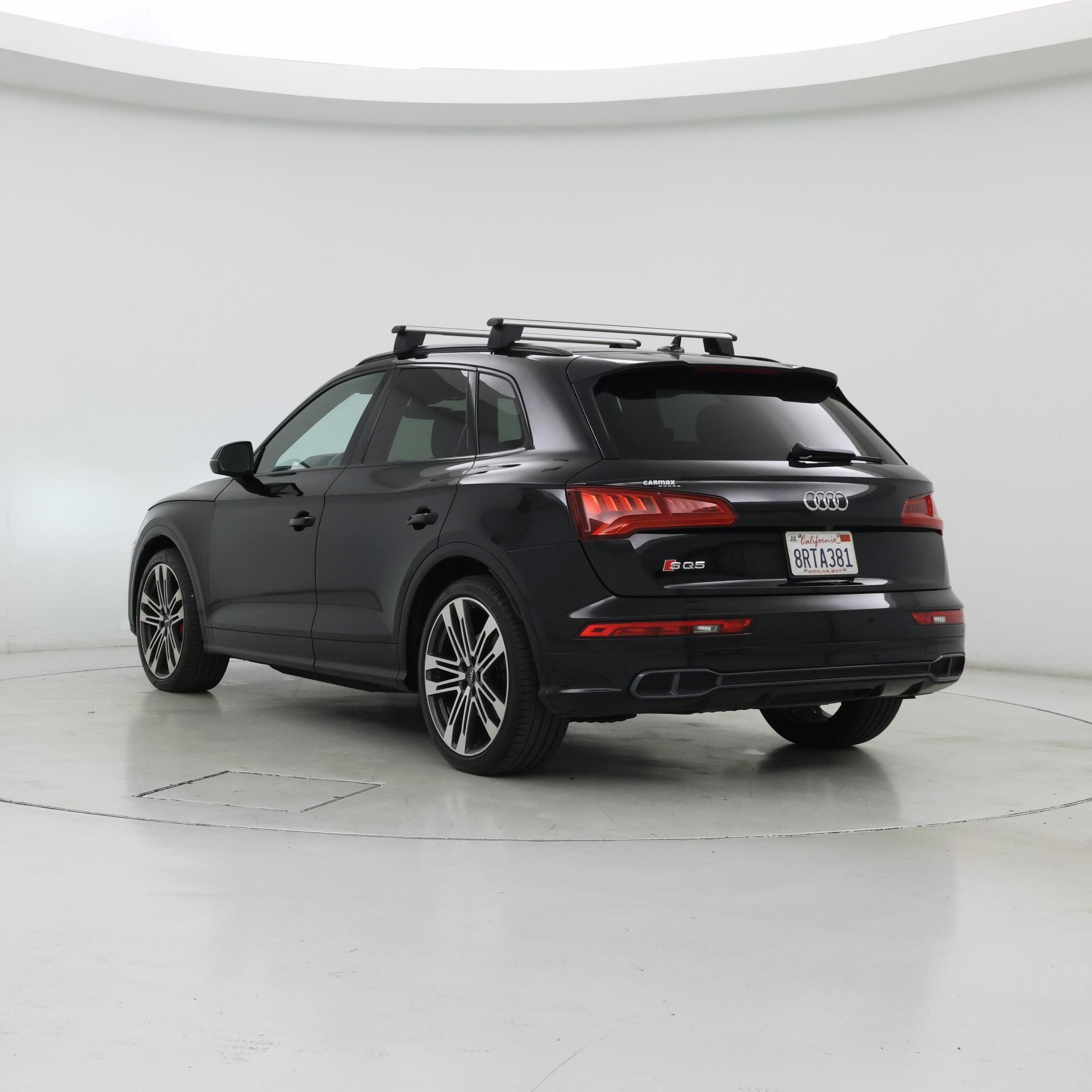 Thumbnail: 2020 Audi SQ5 - 2