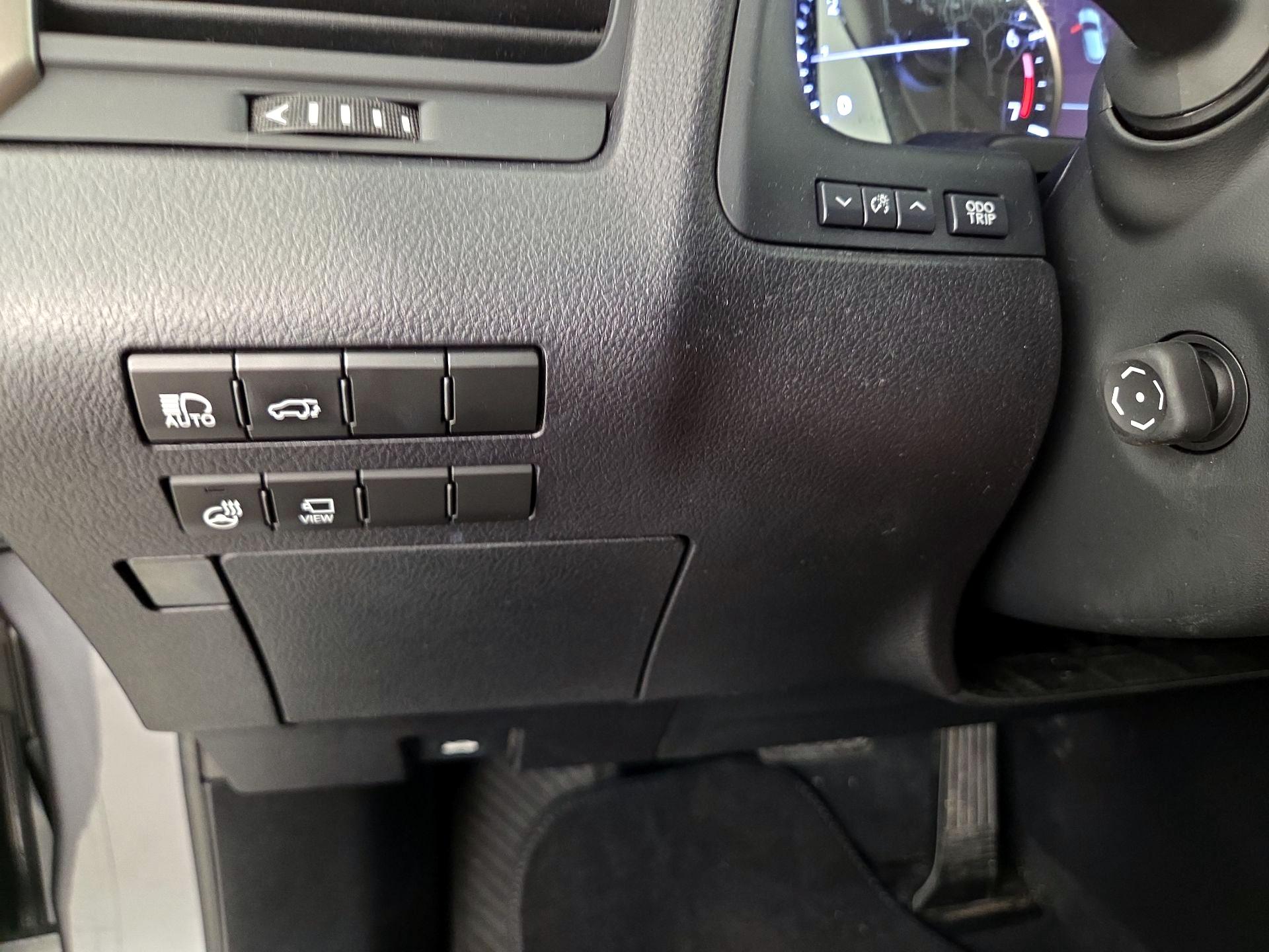 Thumbnail: 2021 Lexus RX - 13