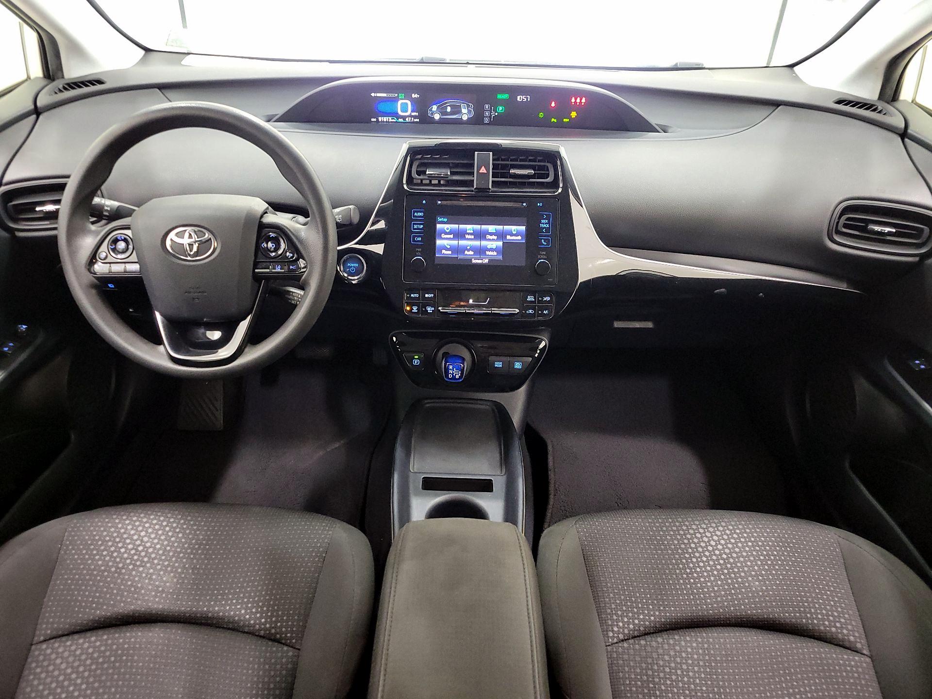 Thumbnail: 2019 Toyota Prius - 9