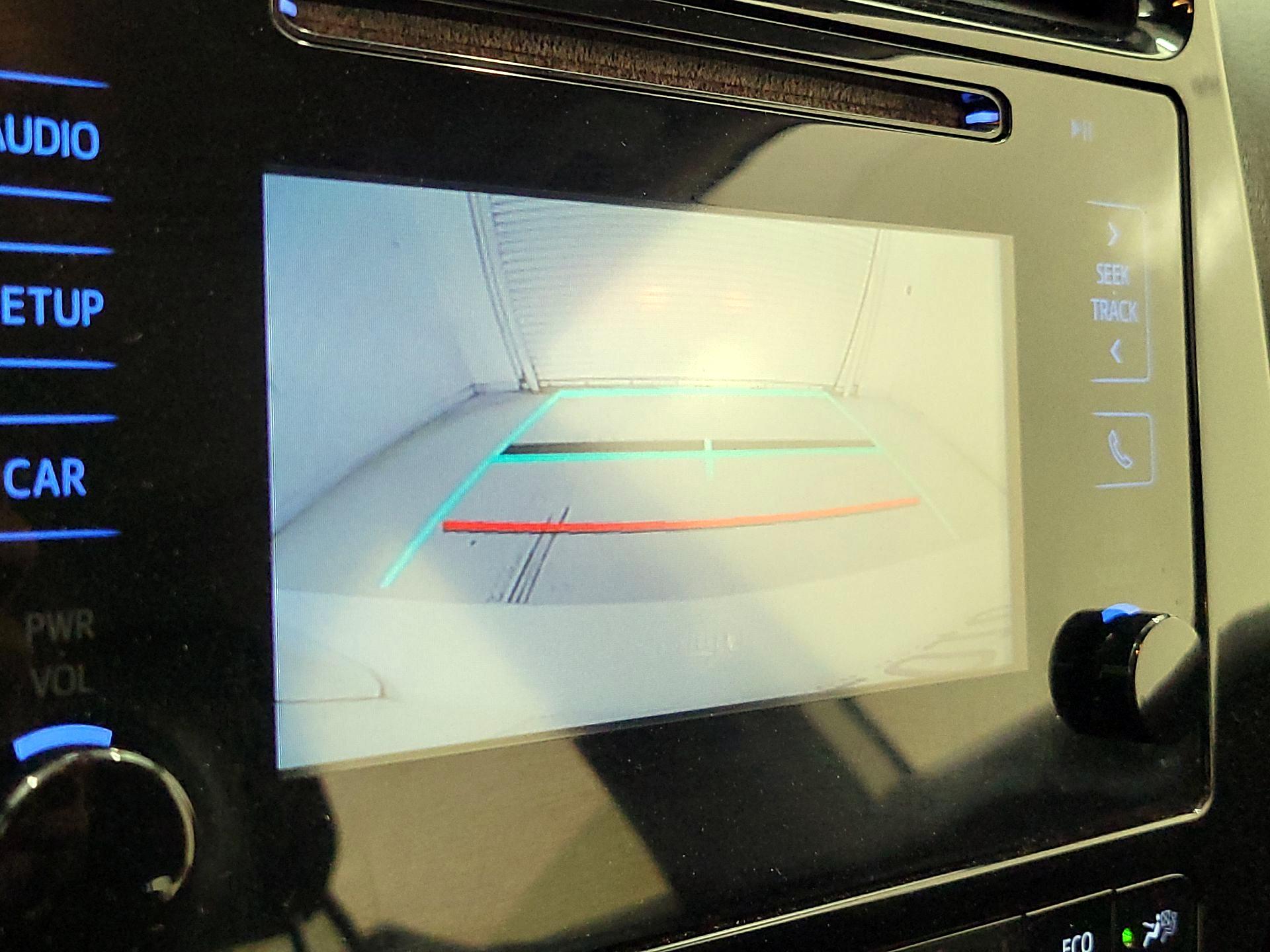 Thumbnail: 2019 Toyota Prius - 14