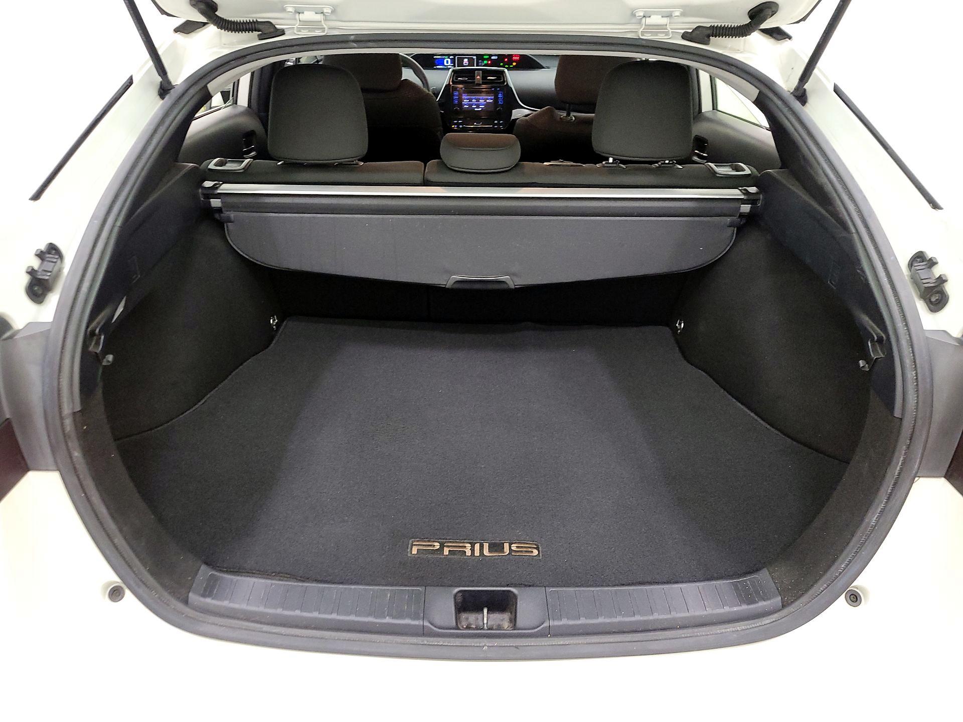 Thumbnail: 2019 Toyota Prius - 20