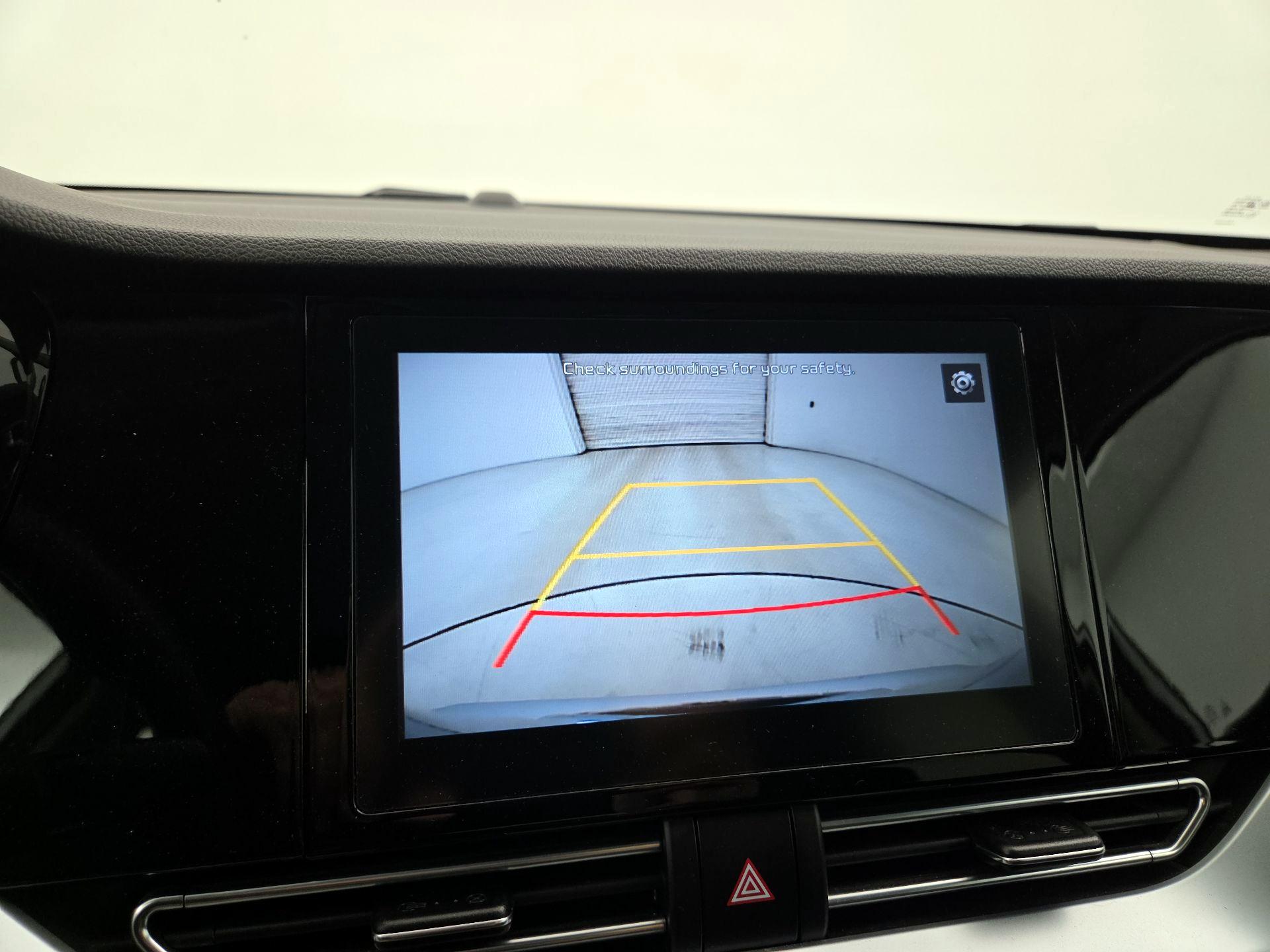 Thumbnail: 2021 Kia Niro - 14