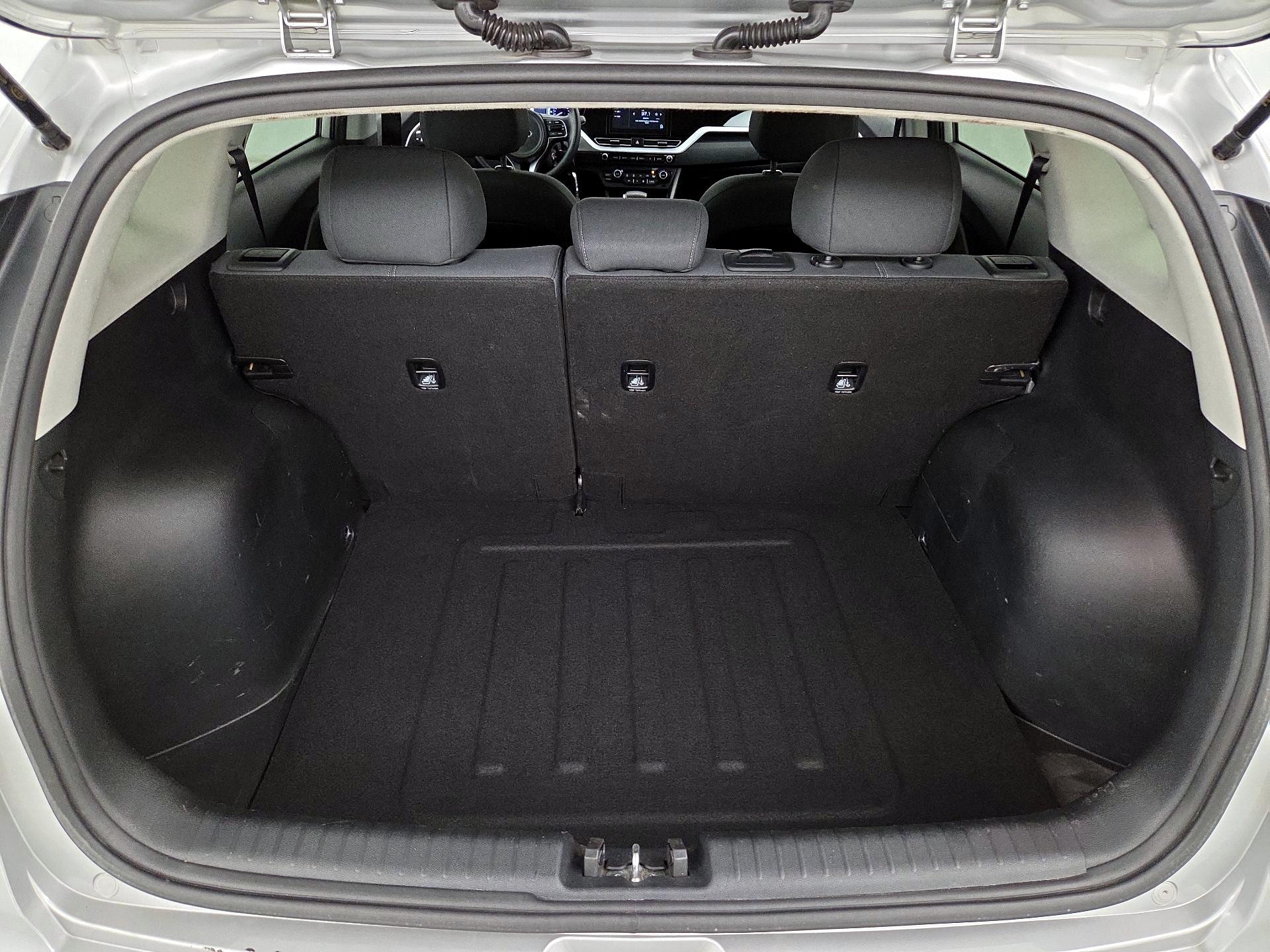 Thumbnail: 2021 Kia Niro - 20