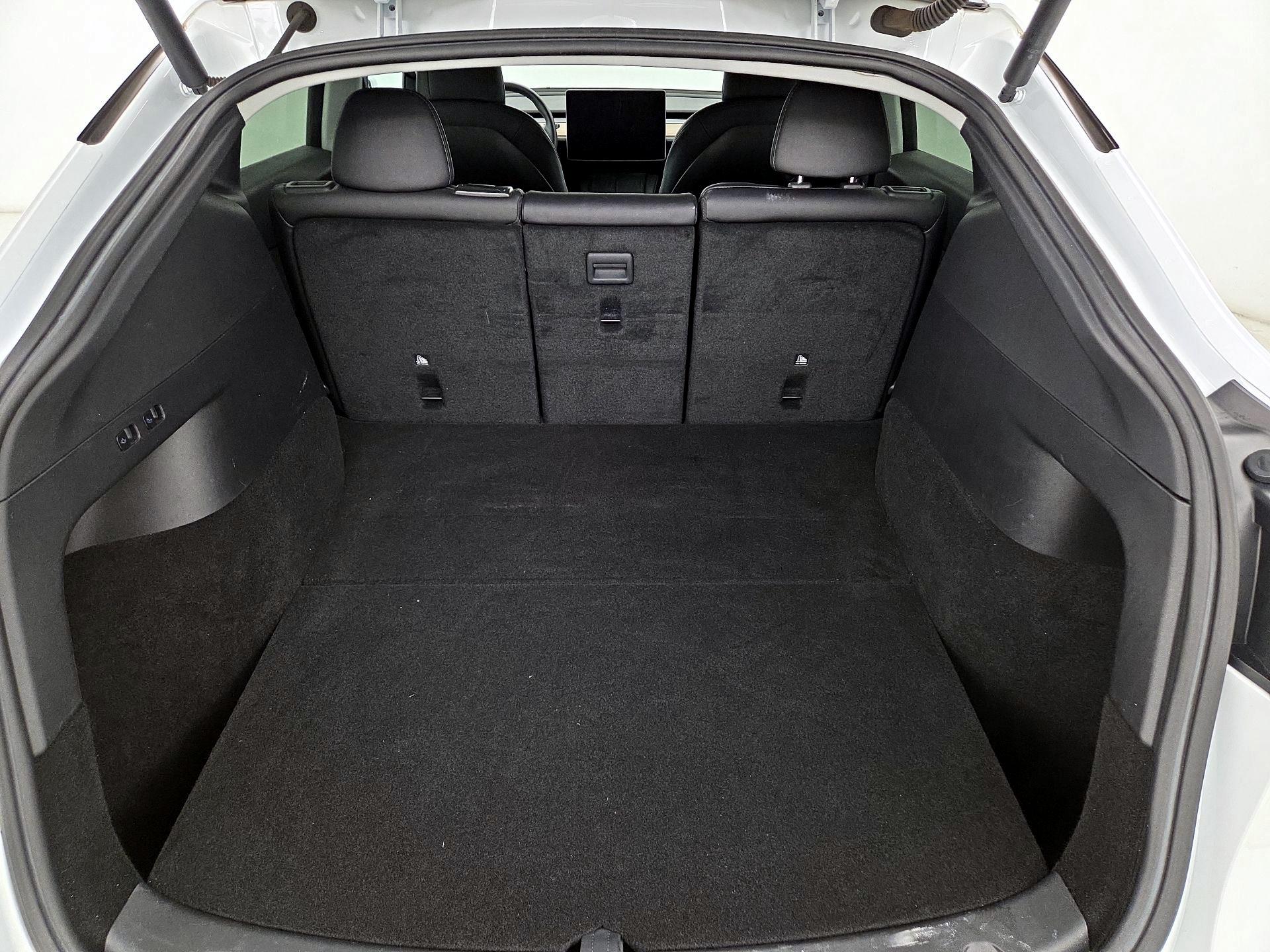 Thumbnail: 2021 Tesla Model Y - 19