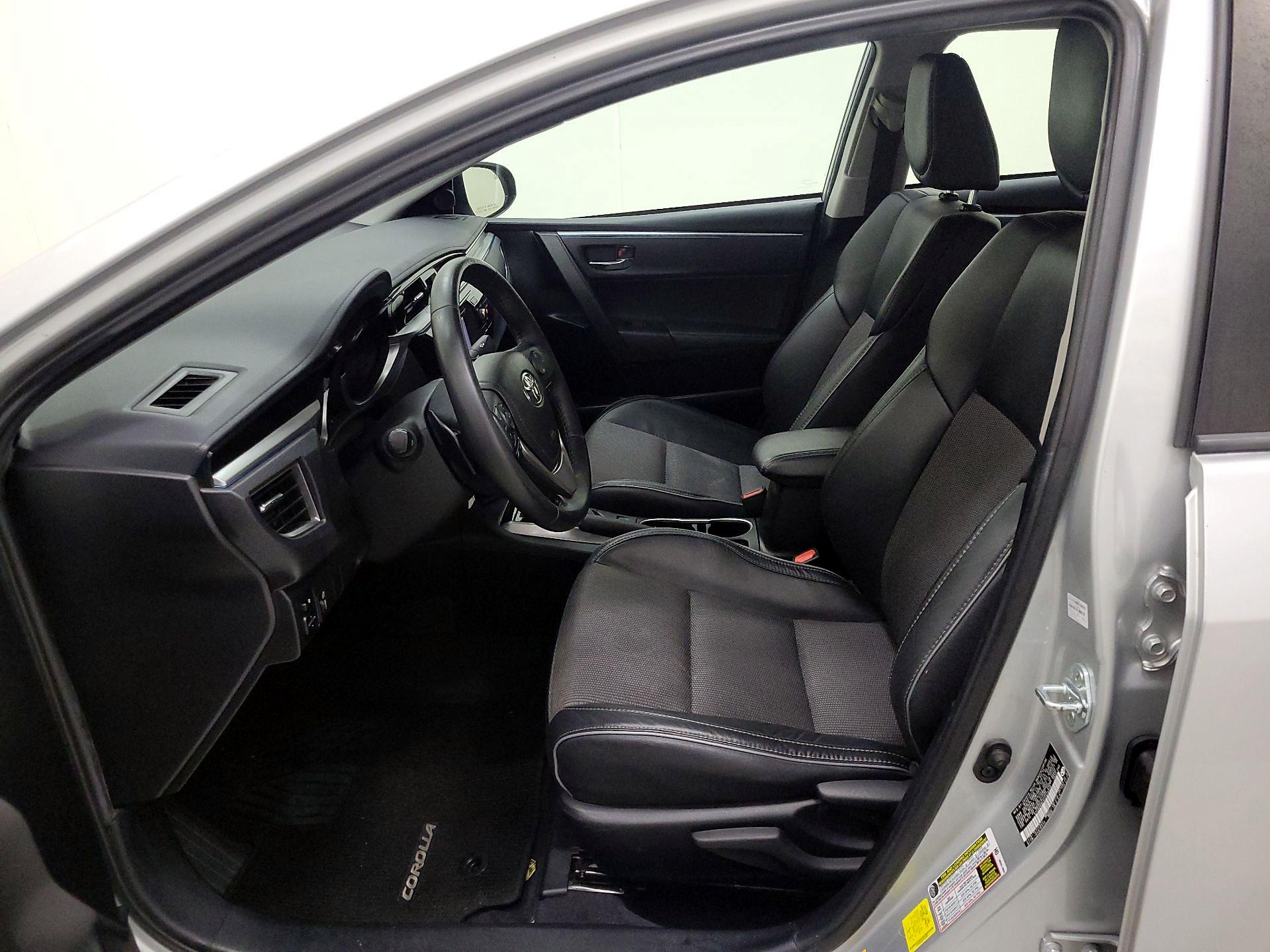 Thumbnail: 2015 Toyota Corolla - 11