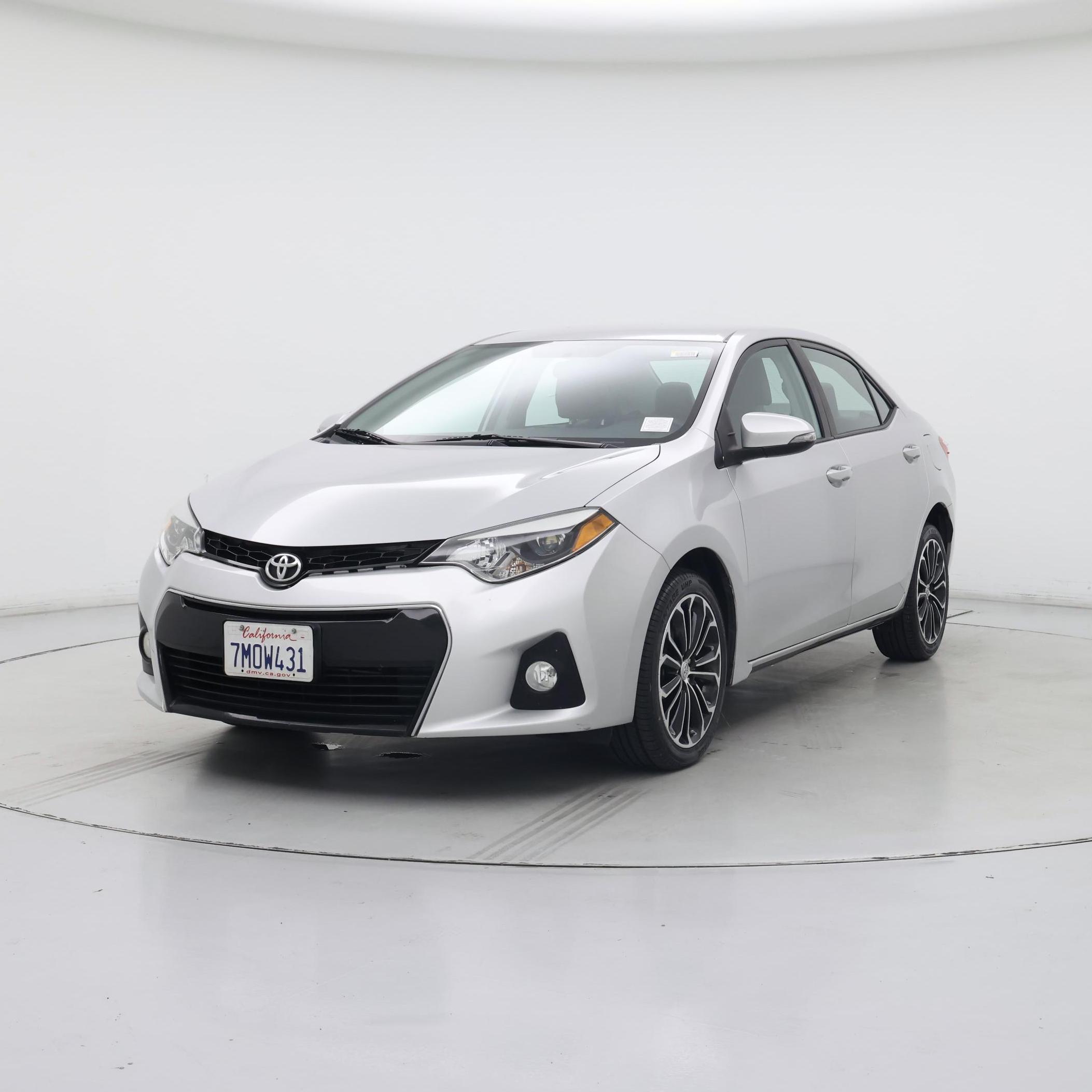 Thumbnail: 2015 Toyota Corolla - 4