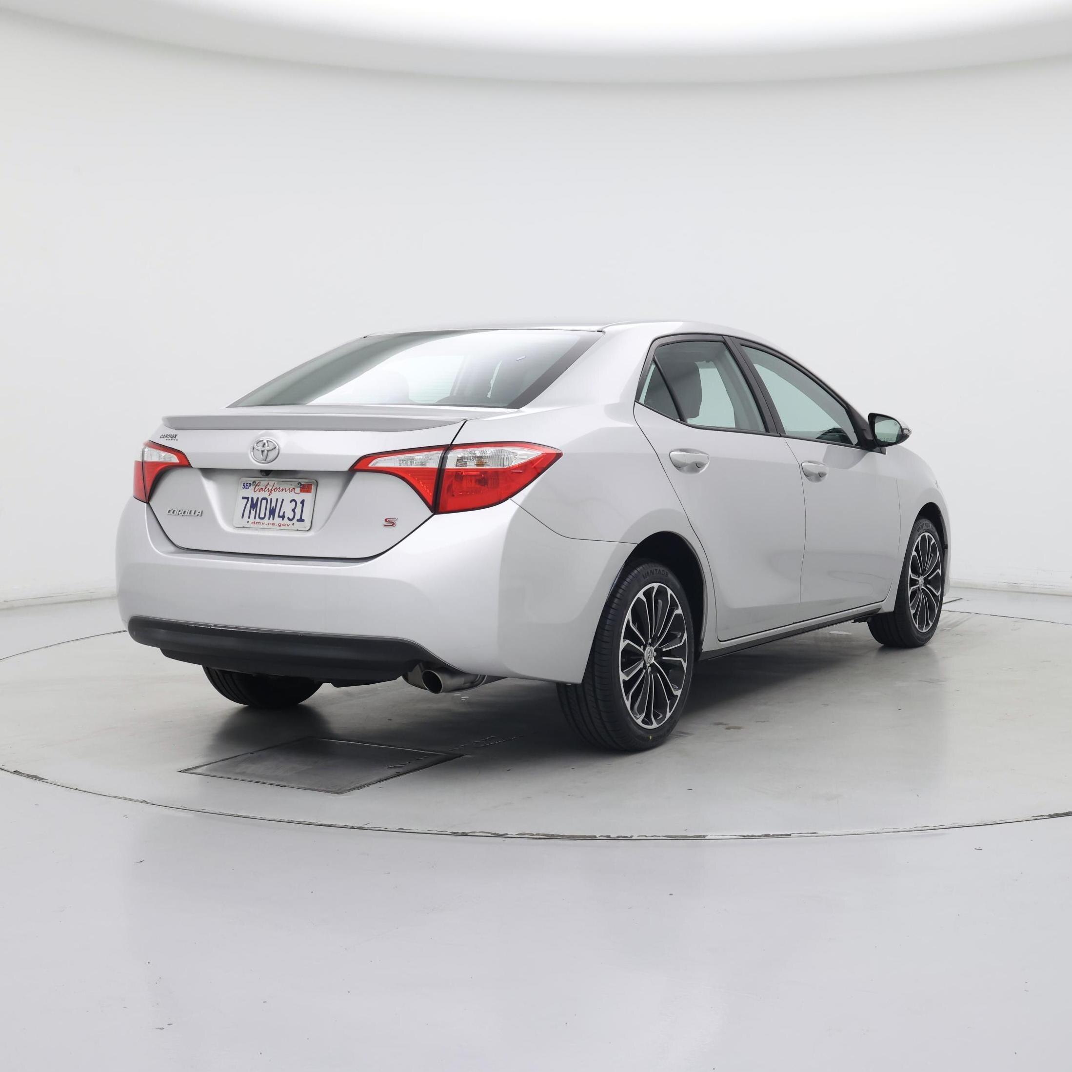 Thumbnail: 2015 Toyota Corolla - 8