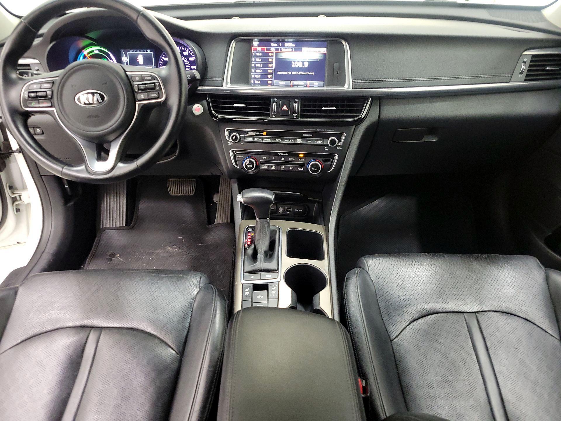 Thumbnail: 2017 Kia Optima - 9