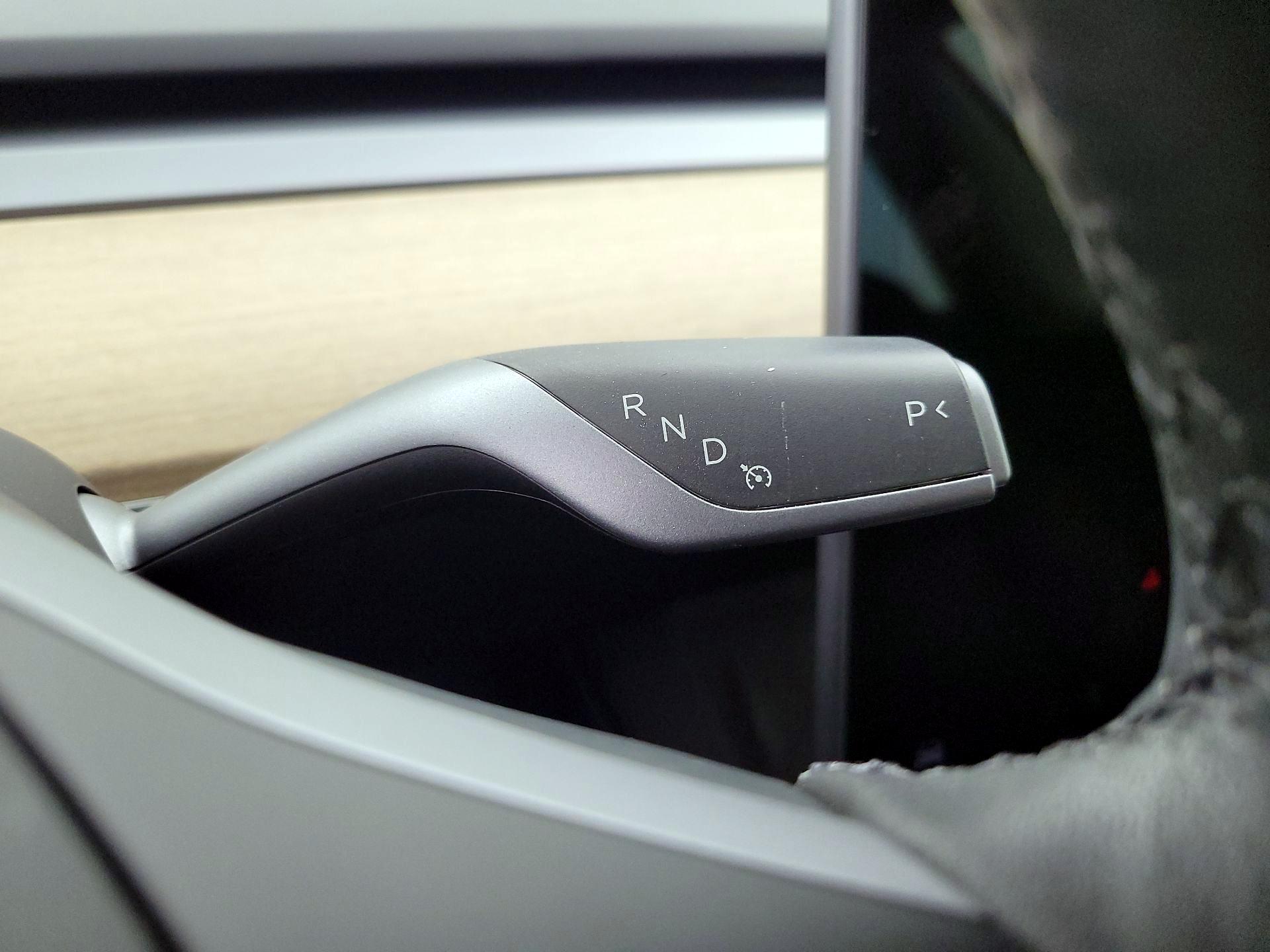 Thumbnail: 2023 Tesla Model 3 - 17