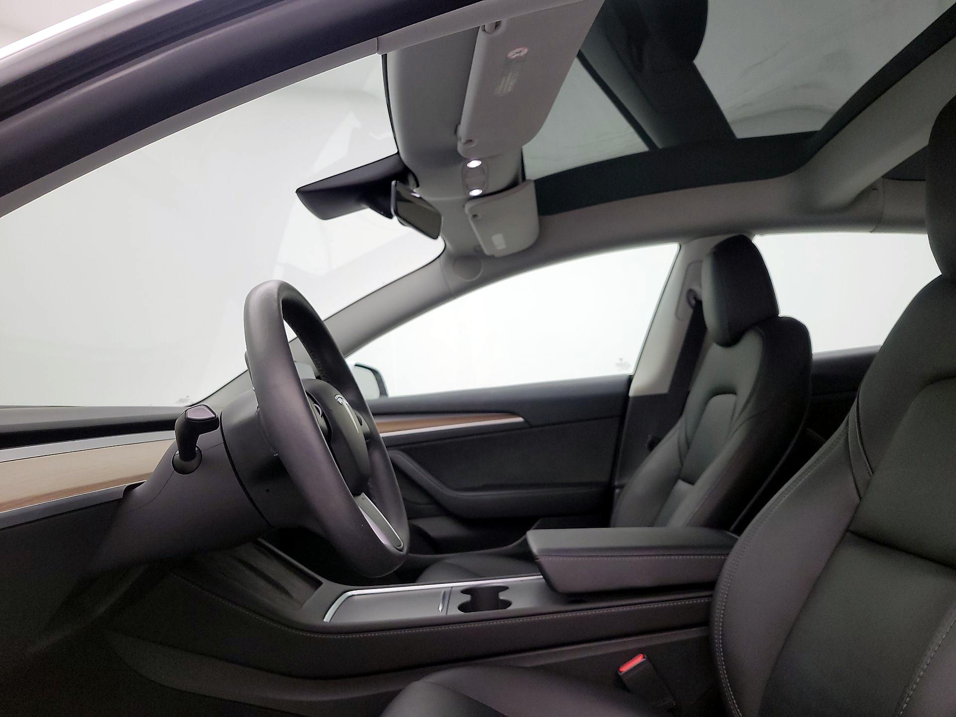 Thumbnail: 2023 Tesla Model 3 - 18