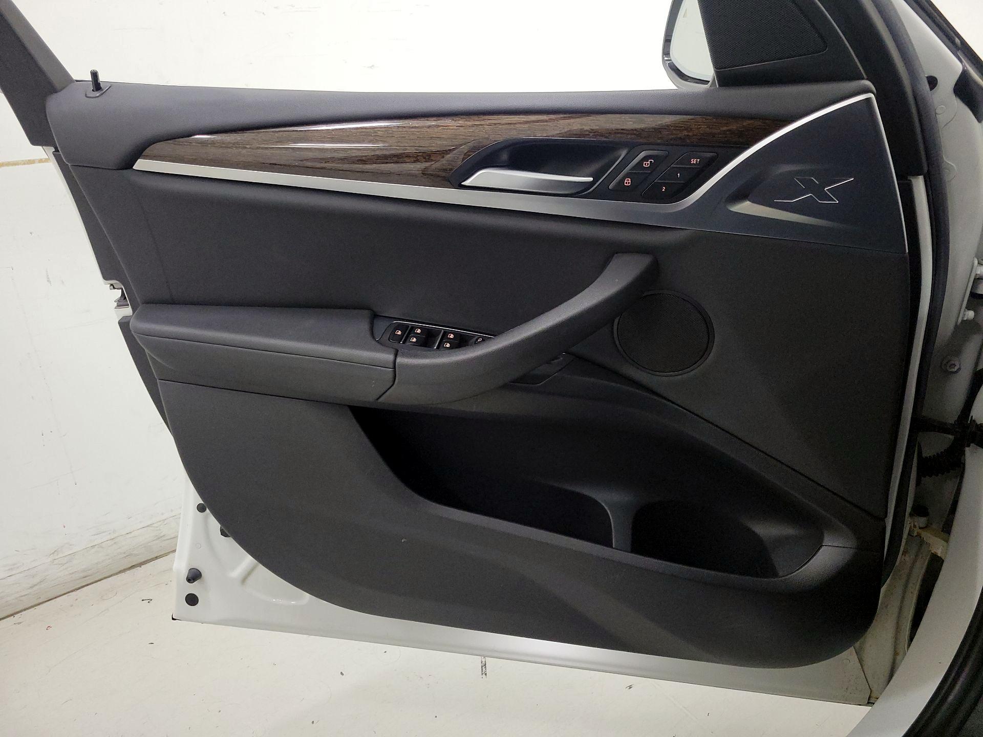 Thumbnail: 2019 BMW X3 - 12