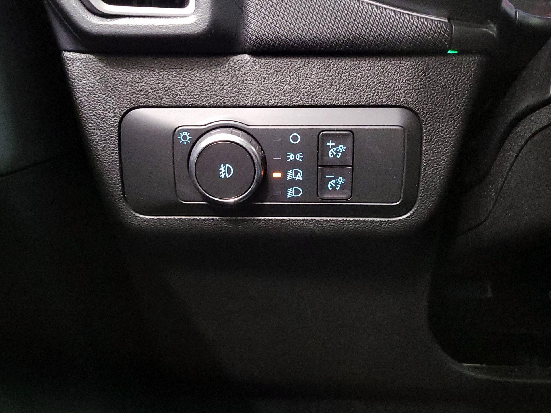 Thumbnail: 2021 Ford Bronco Sport - 13