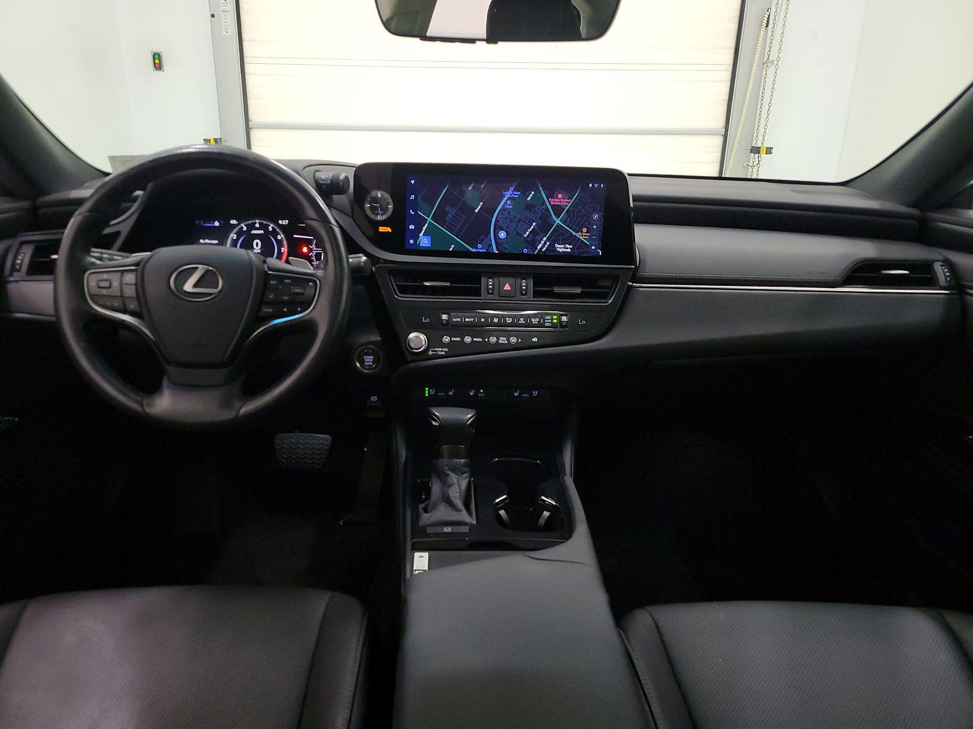 Thumbnail: 2023 Lexus ES - 9