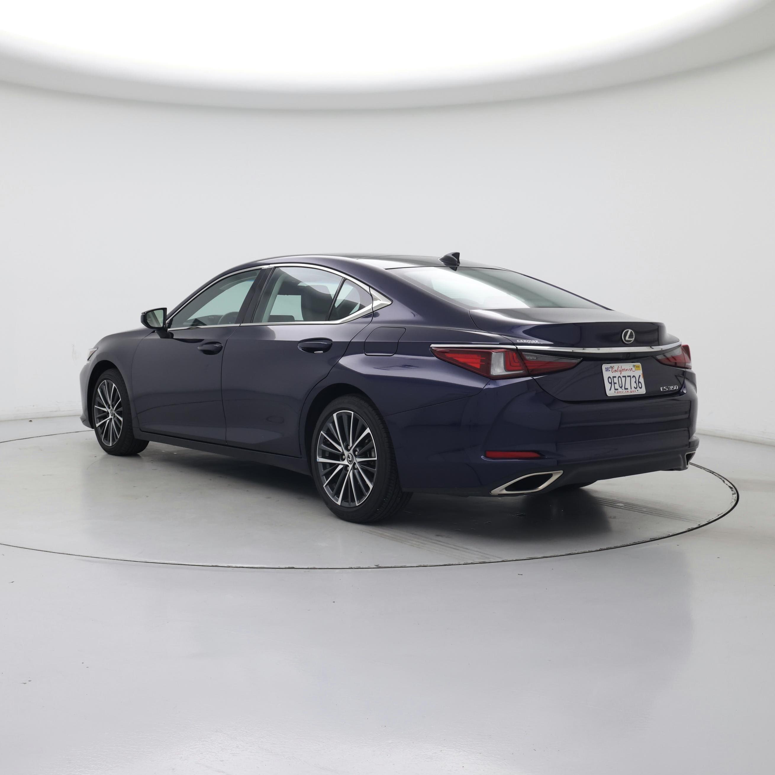 Thumbnail: 2023 Lexus ES - 2