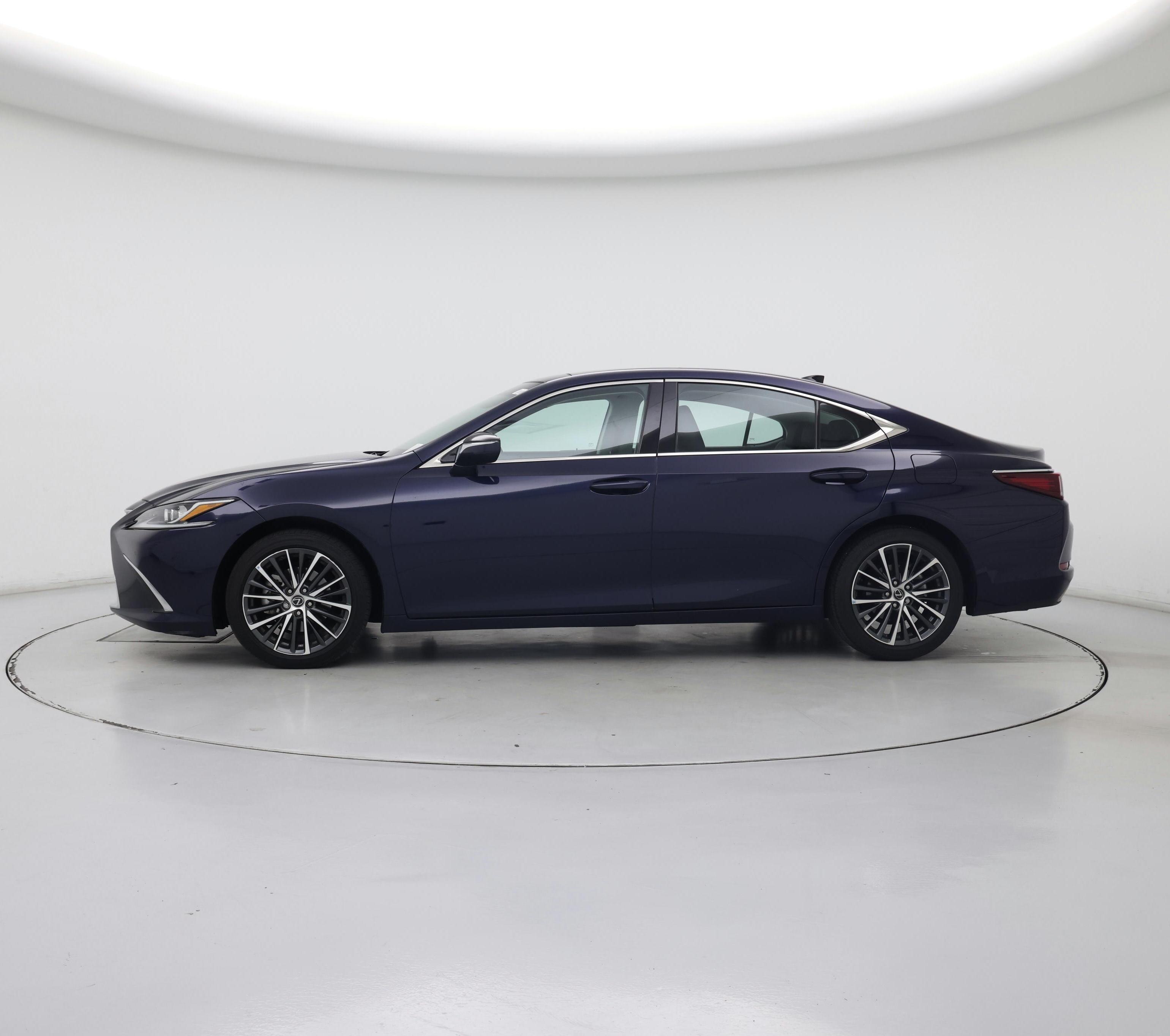 Thumbnail: 2023 Lexus ES - 3