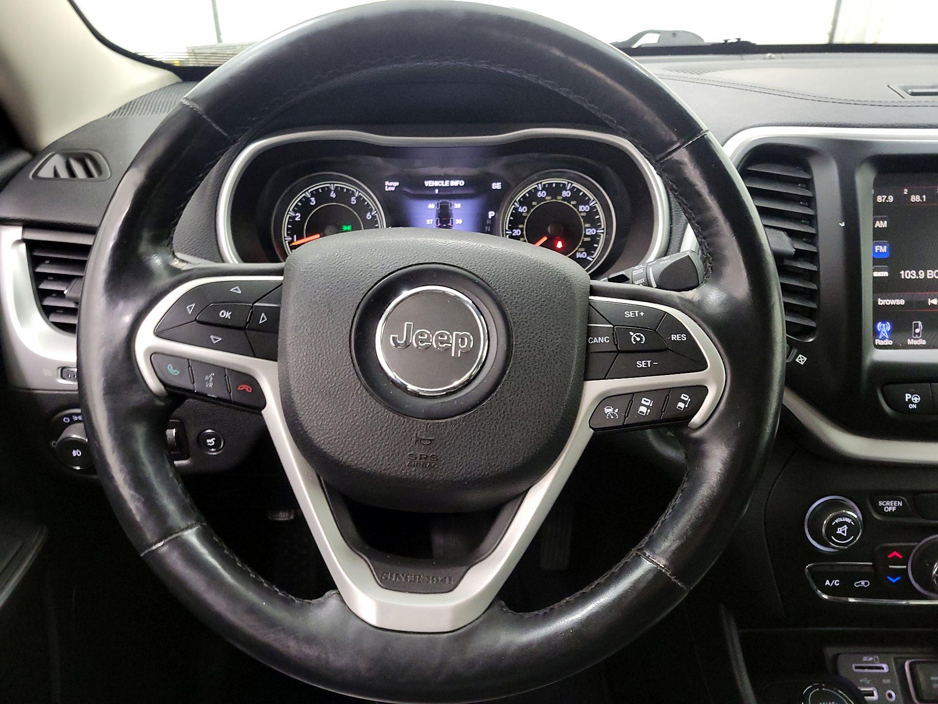 Thumbnail: 2014 Jeep Cherokee - 10