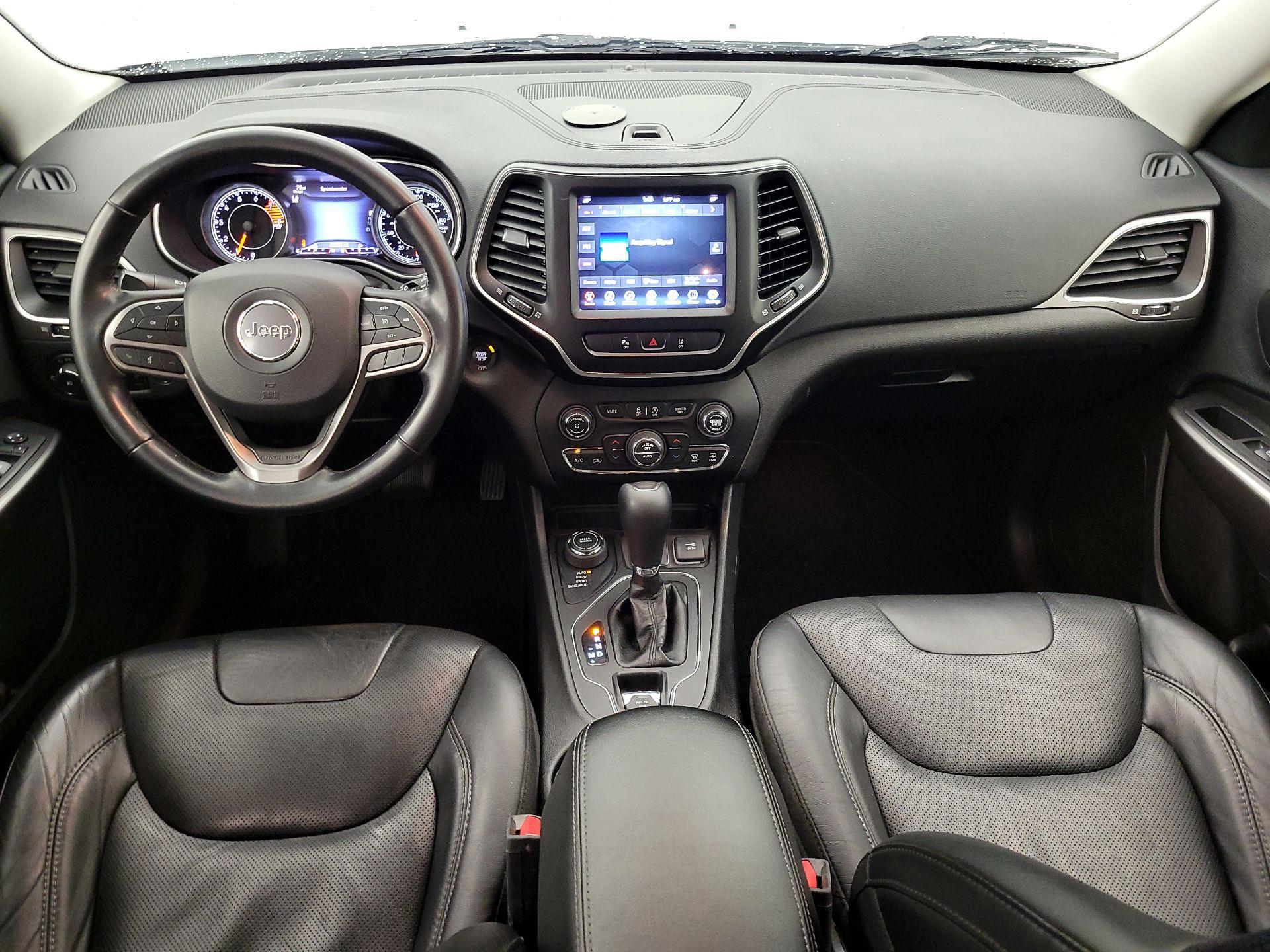 Thumbnail: 2021 Jeep Cherokee - 9