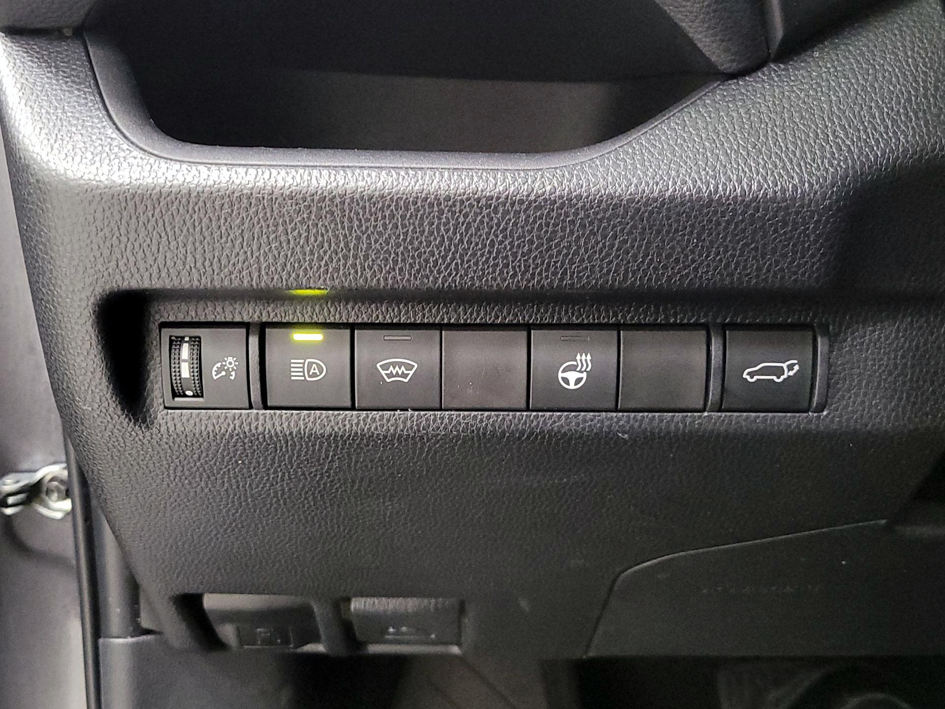 Thumbnail: 2023 Toyota RAV4 - 13