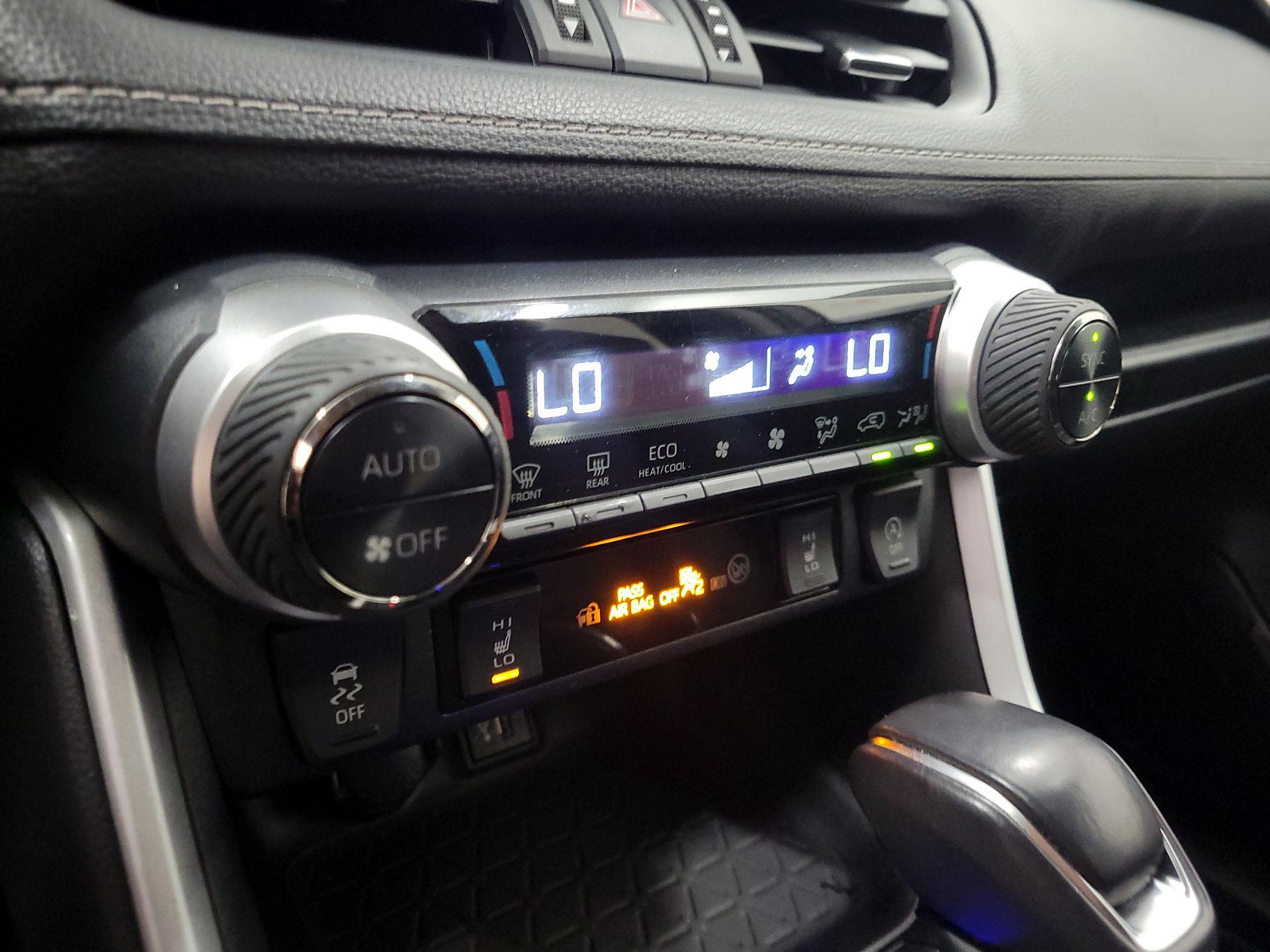 Thumbnail: 2023 Toyota RAV4 - 16