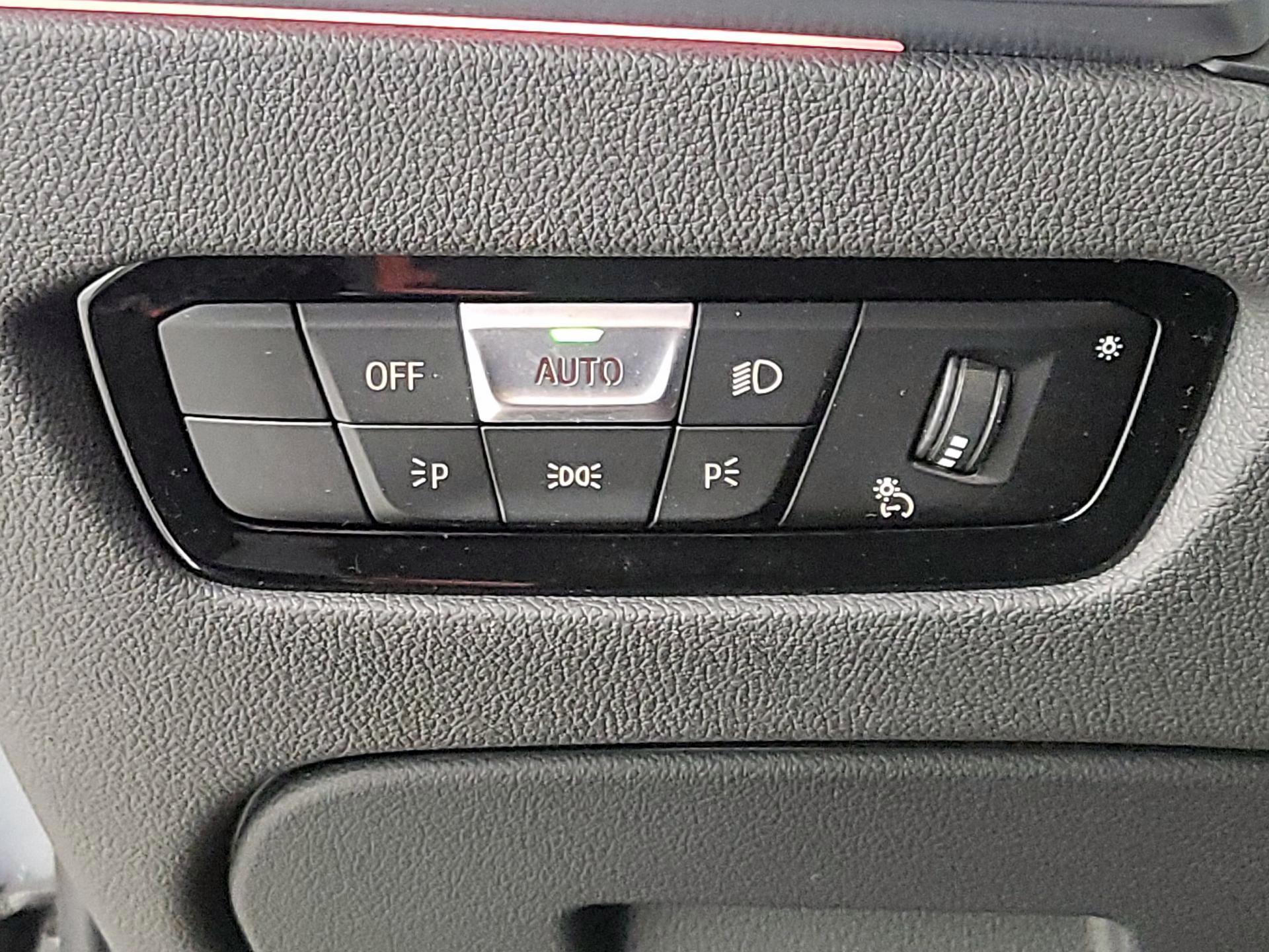 Thumbnail: 2023 BMW M4 - 13