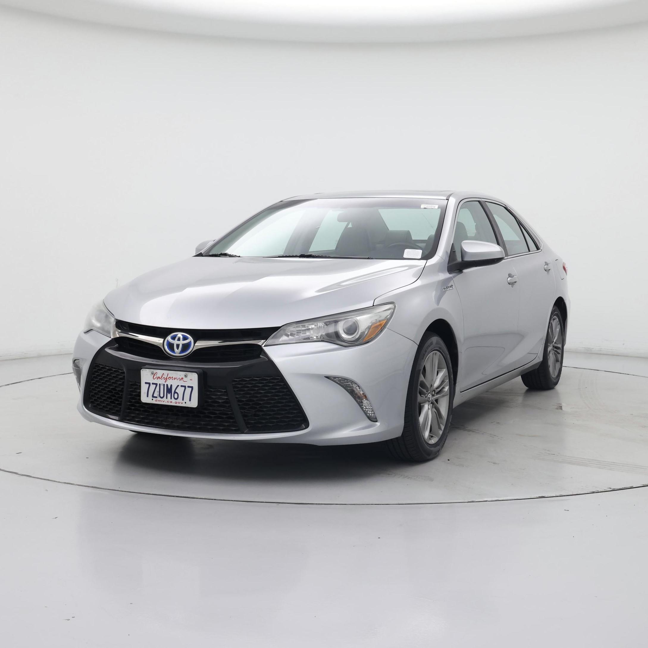 Thumbnail: 2015 Toyota Camry - 4