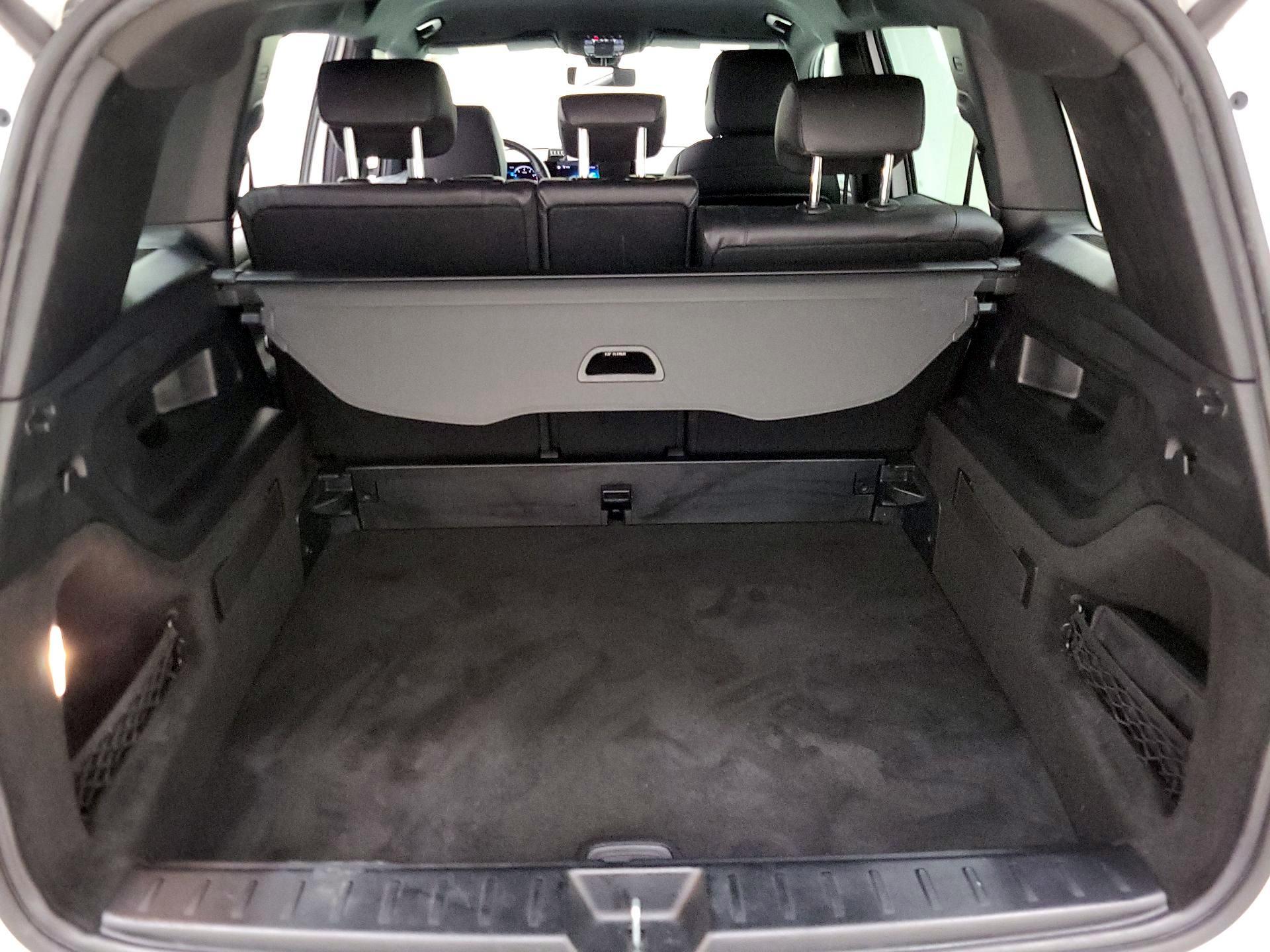 Thumbnail: 2020 Mercedes-Benz GLB - 19