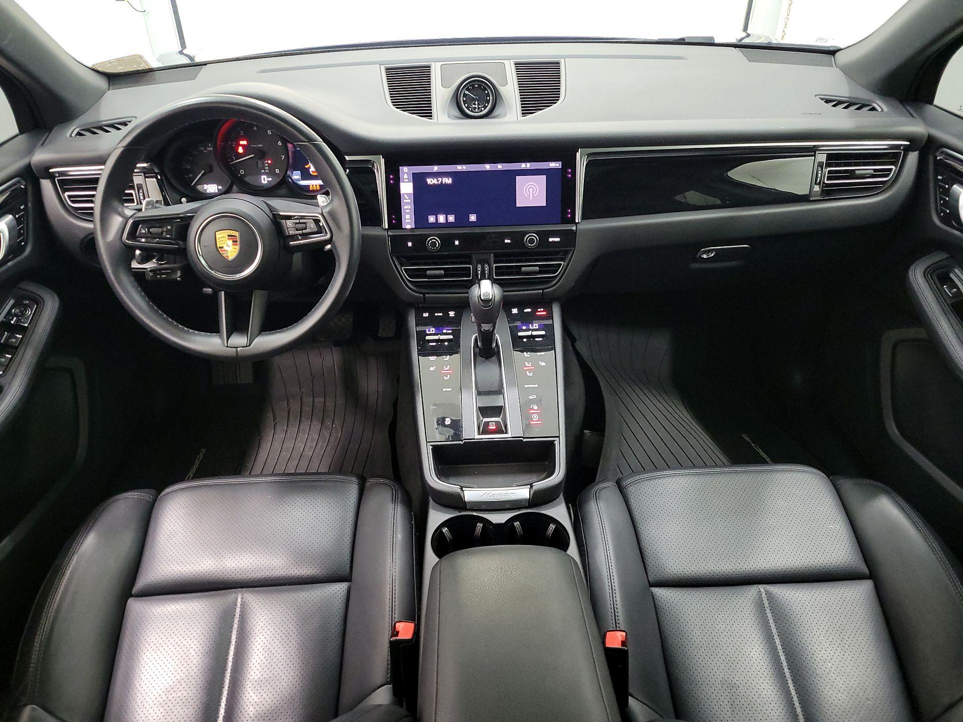 Thumbnail: 2022 Porsche Macan - 9