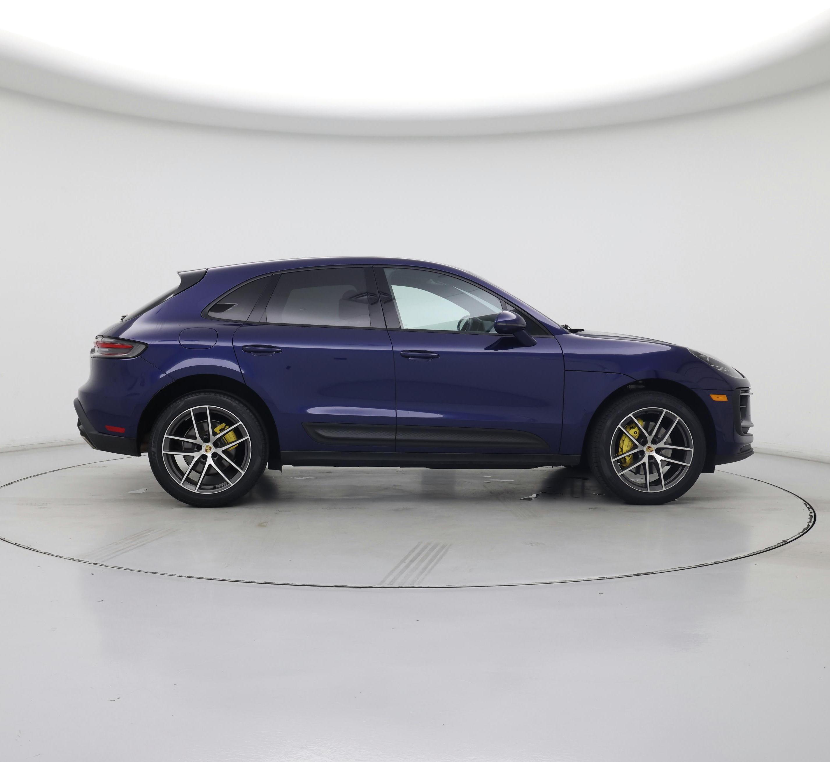 Thumbnail: 2022 Porsche Macan - 7