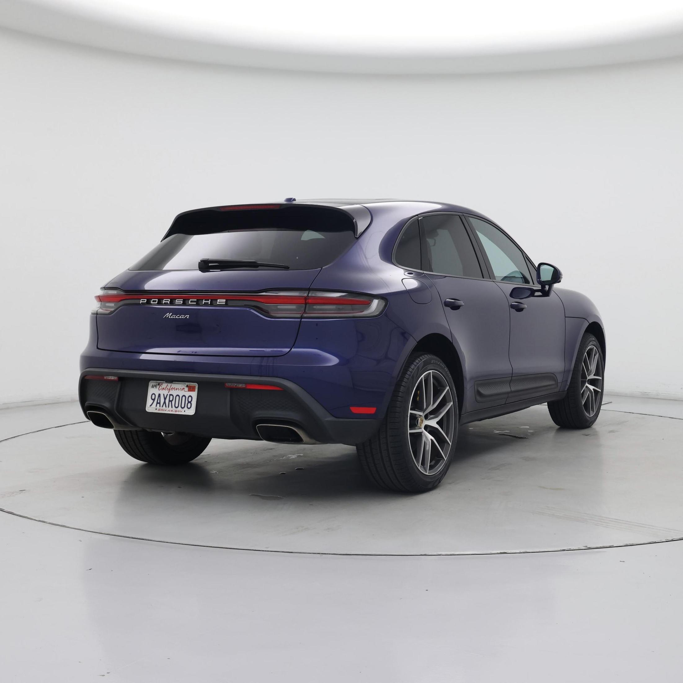 Thumbnail: 2022 Porsche Macan - 8