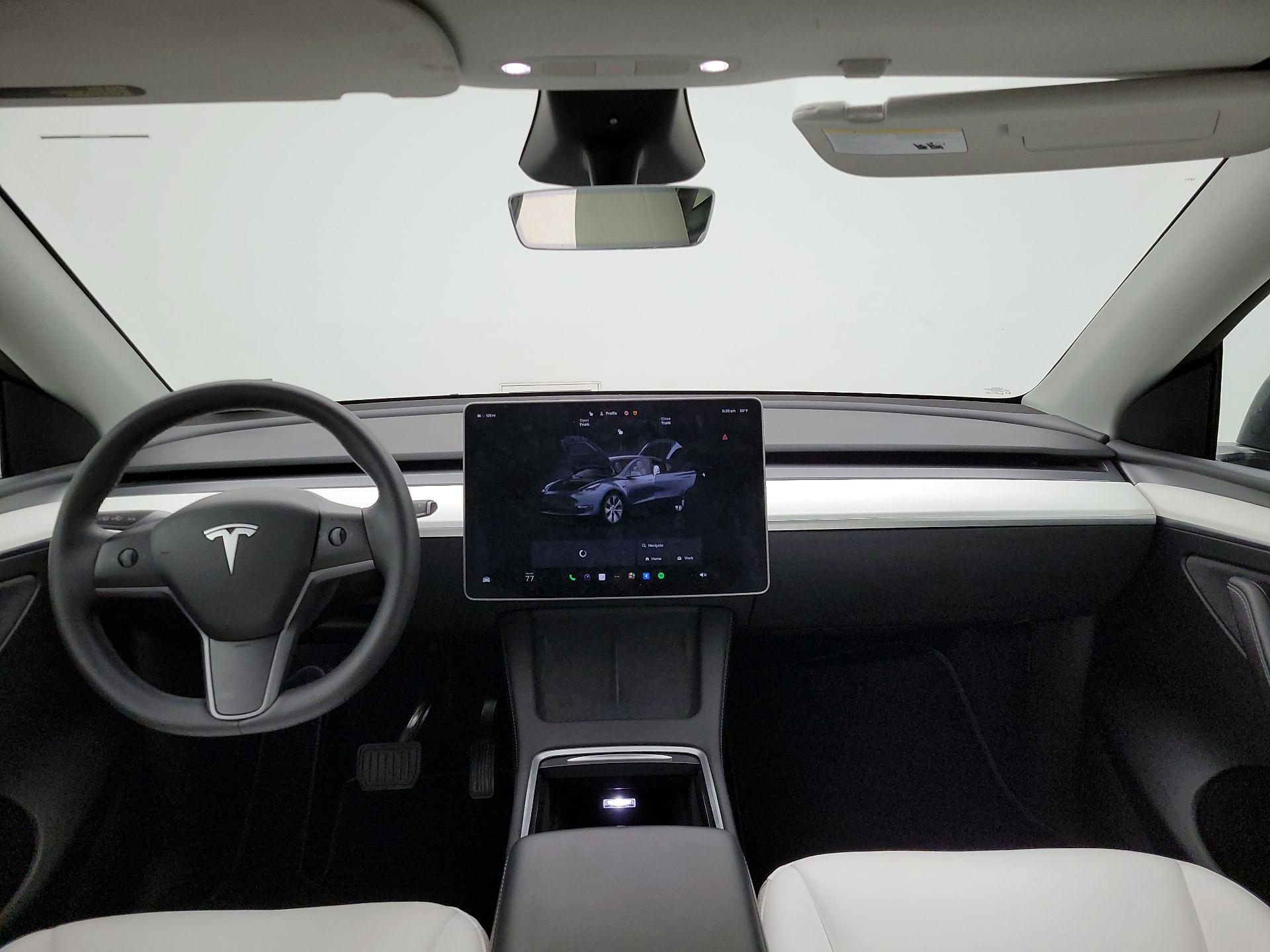 Thumbnail: 2023 Tesla Model Y - 9