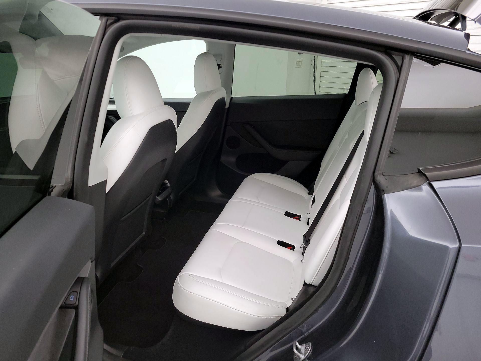 Thumbnail: 2023 Tesla Model Y - 19