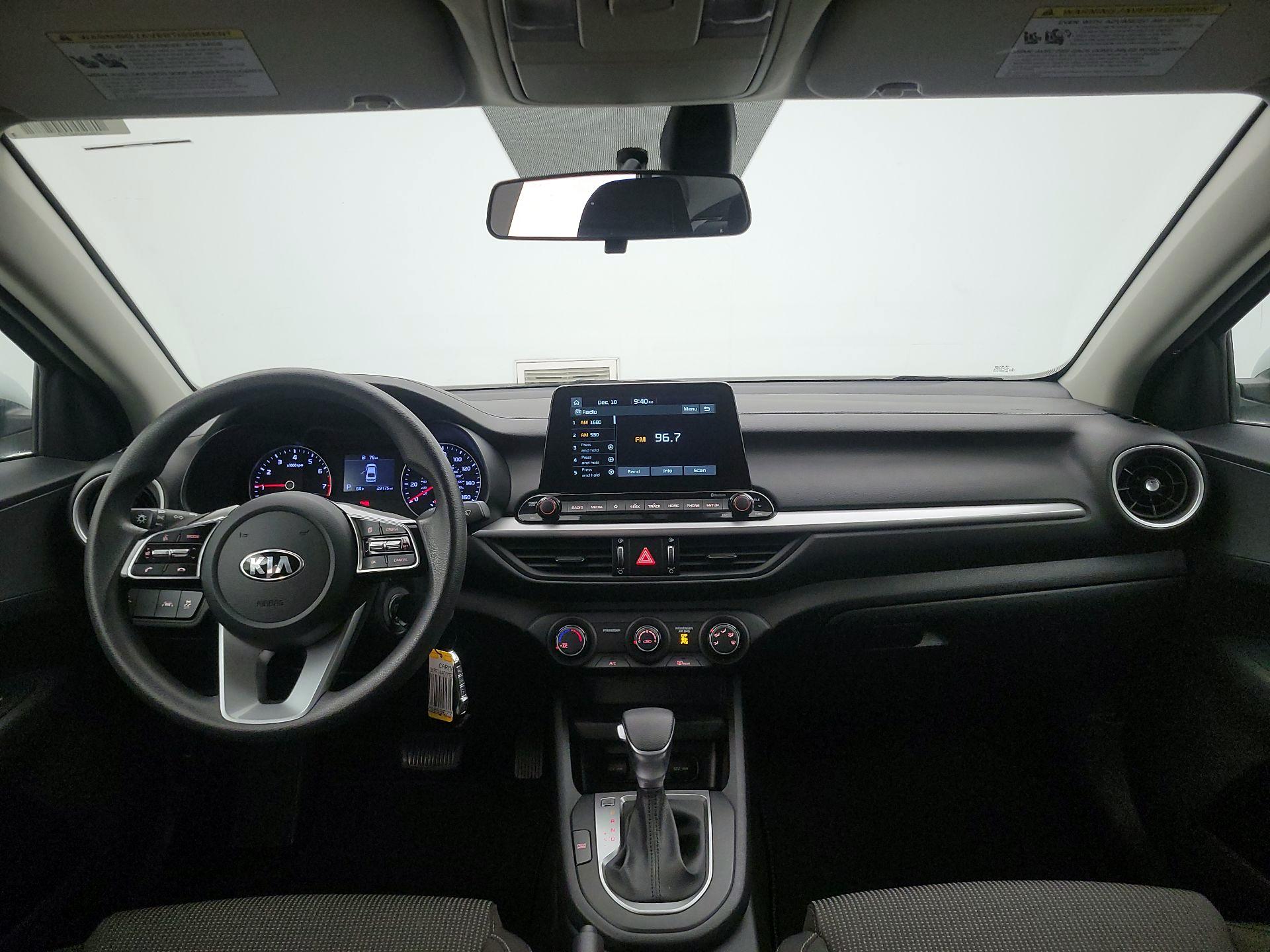 Thumbnail: 2021 Kia Forte - 9