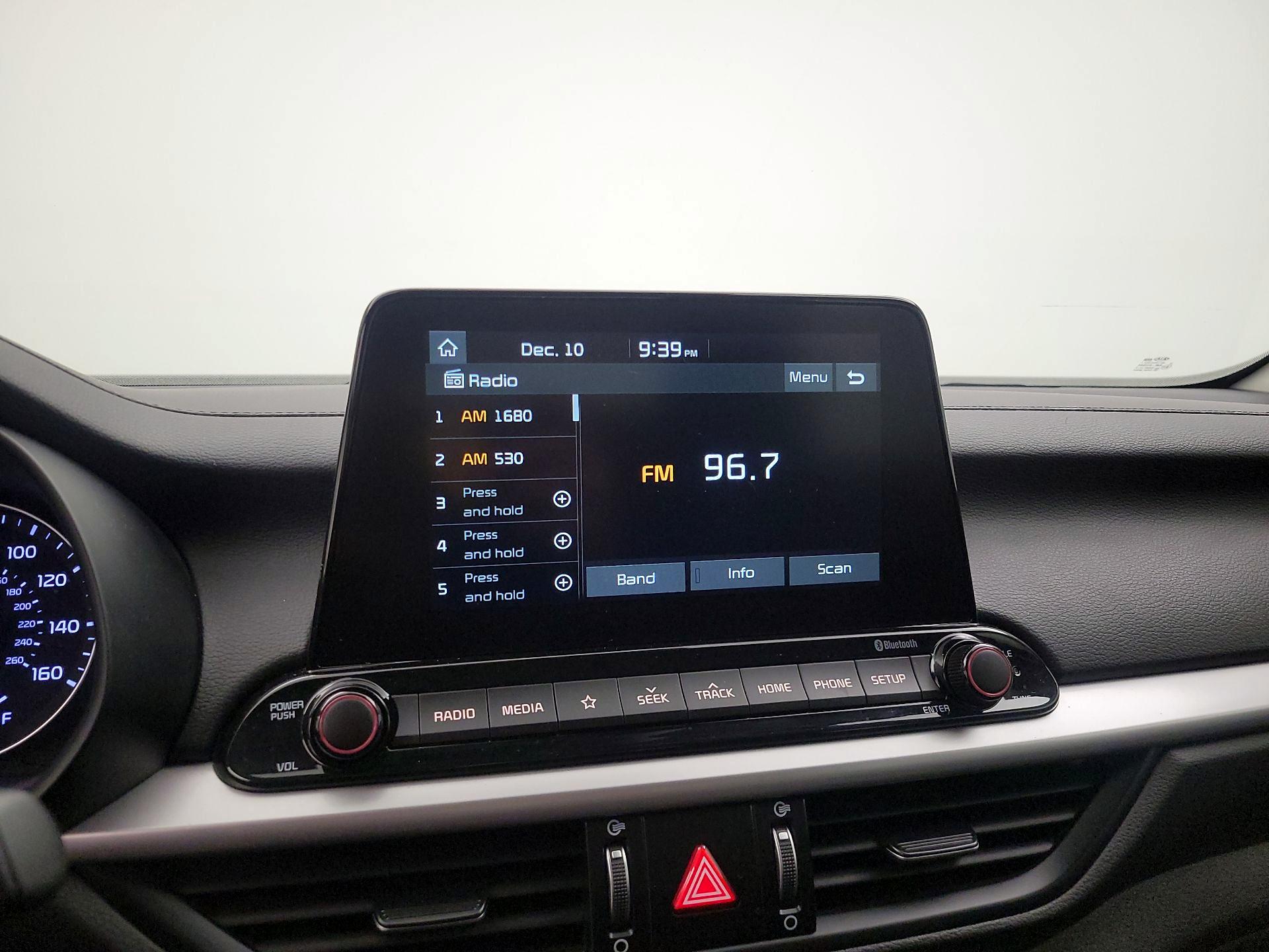 Thumbnail: 2021 Kia Forte - 15