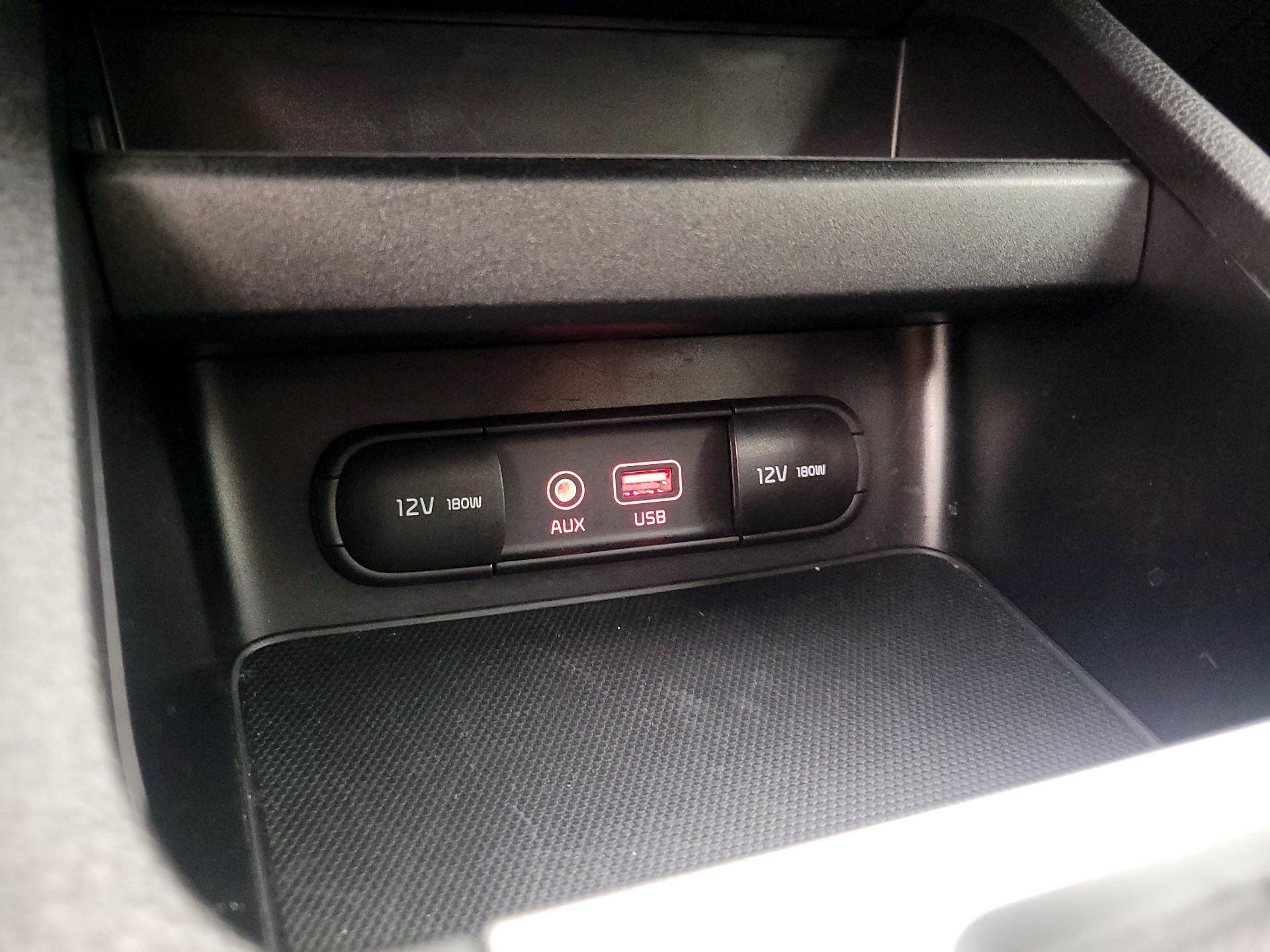 Thumbnail: 2021 Kia Forte - 18