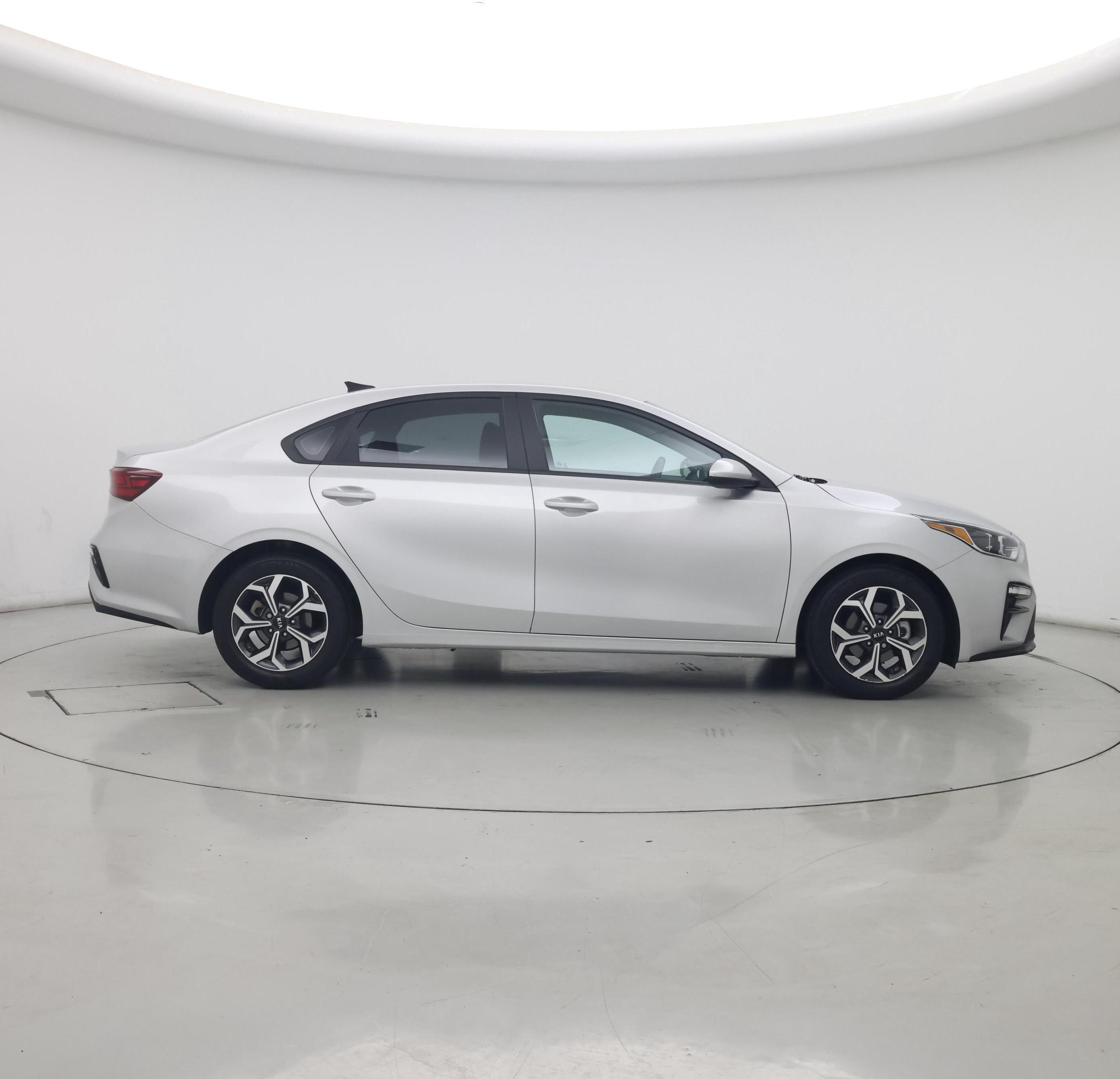 Thumbnail: 2021 Kia Forte - 7