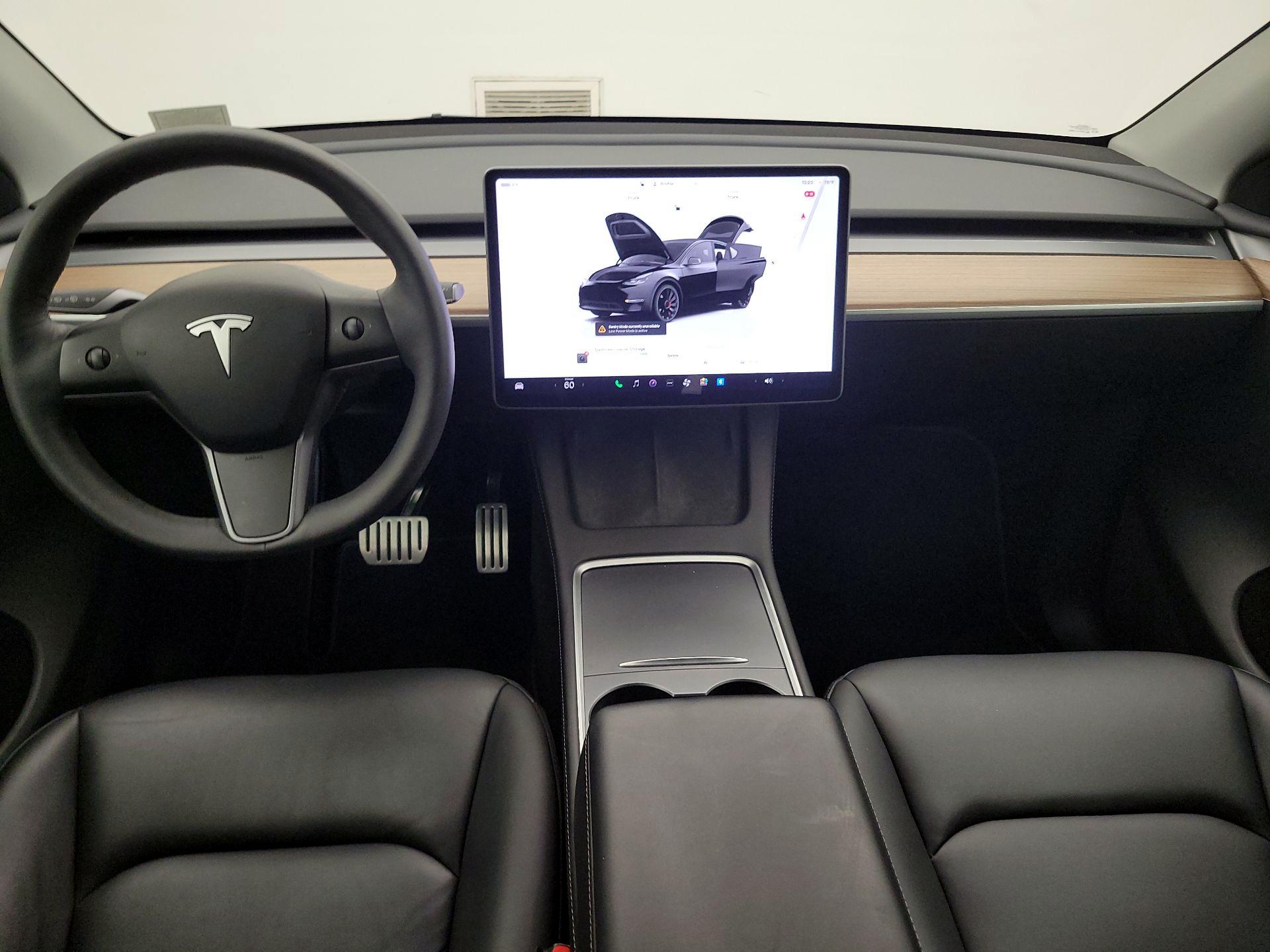 Thumbnail: 2023 Tesla Model Y - 9