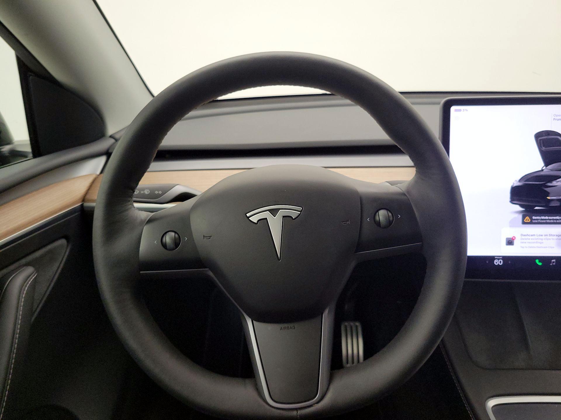 Thumbnail: 2023 Tesla Model Y - 10