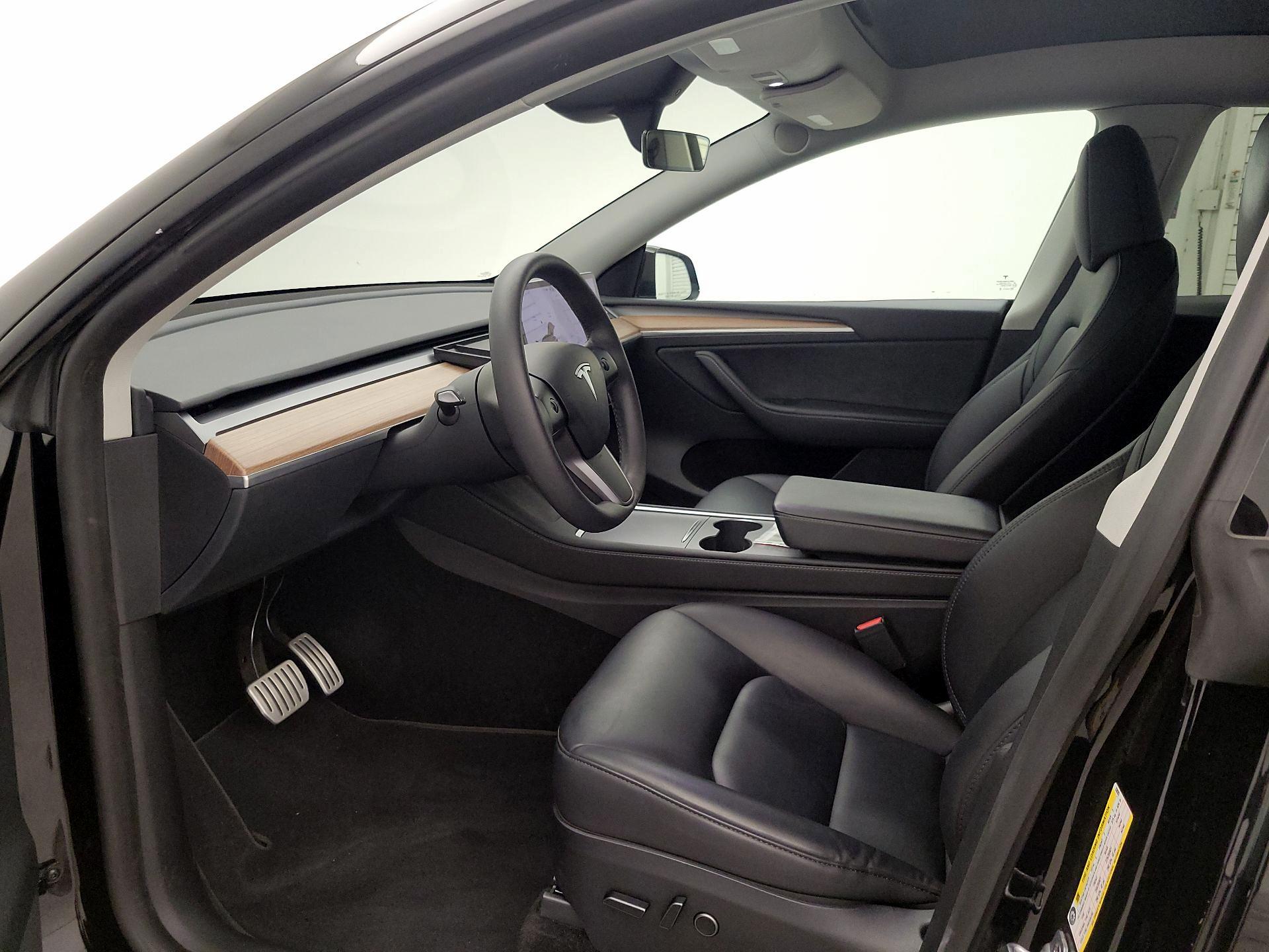 Thumbnail: 2023 Tesla Model Y - 11