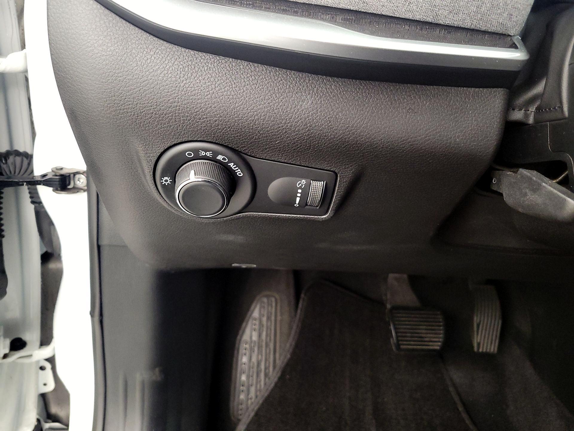 Thumbnail: 2023 Jeep Compass - 13