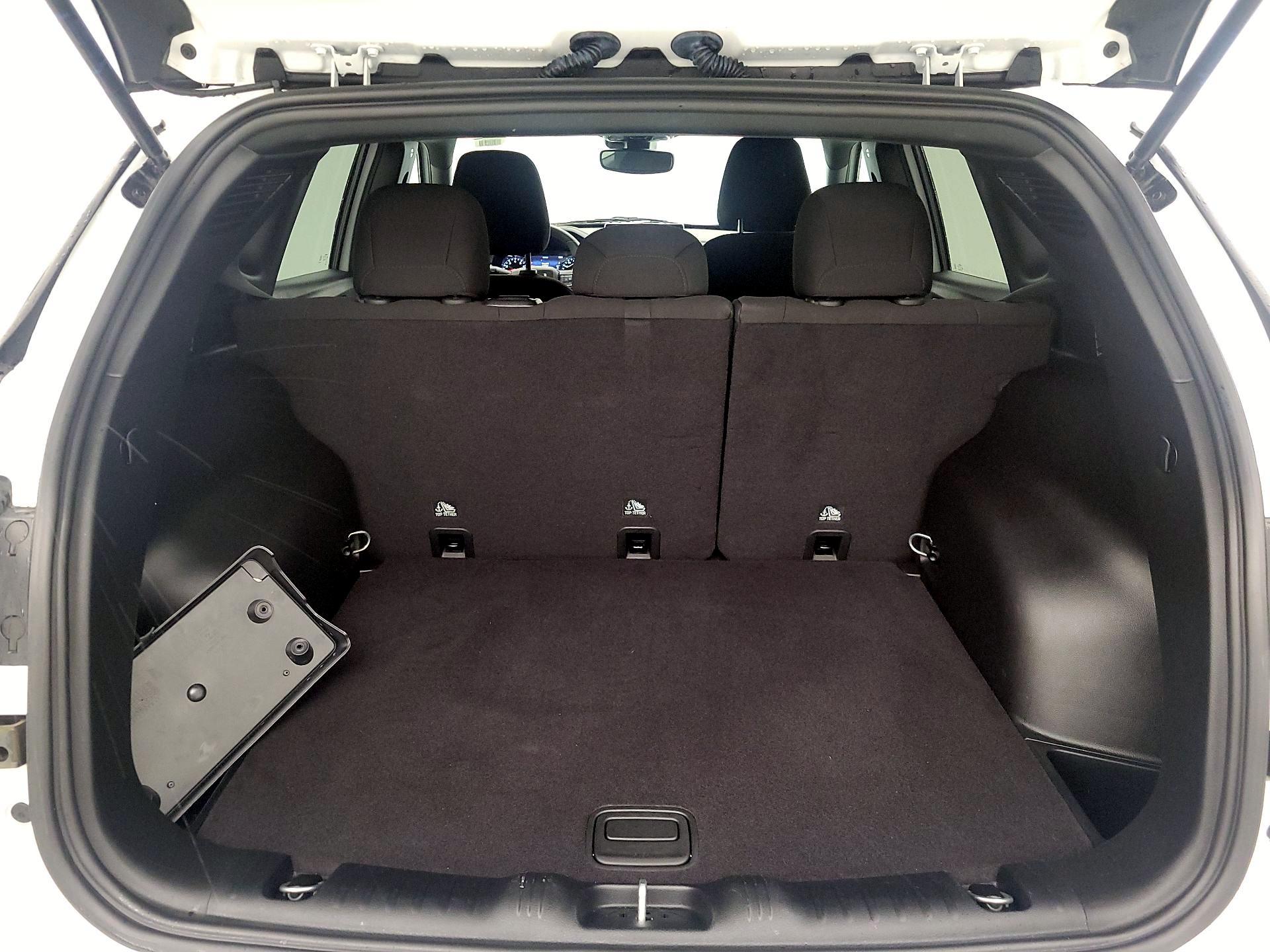 Thumbnail: 2023 Jeep Compass - 20