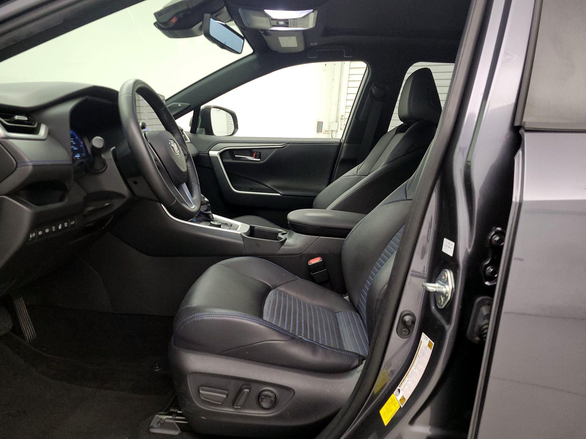 Thumbnail: 2023 Toyota RAV4 - 11